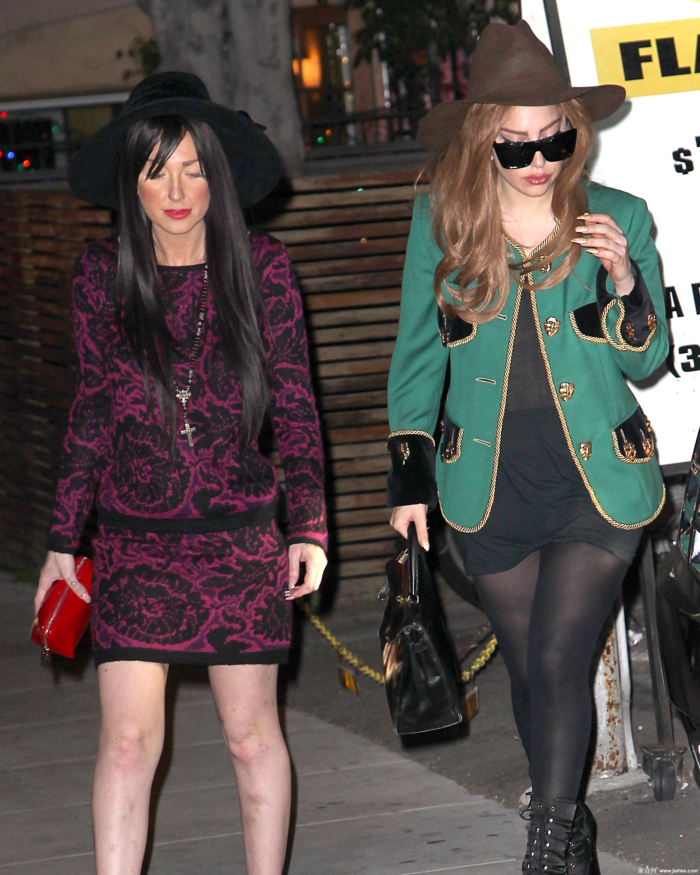 [CELEBRITY PANTYHOSE]Lady Gaga in nylon stockings,pantyhose,tights 4[10]