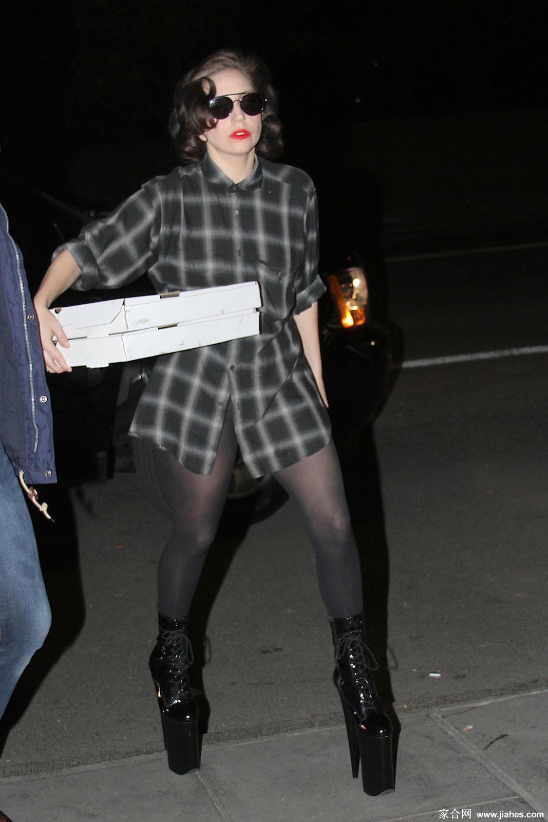 [CELEBRITY PANTYHOSE]Lady Gaga in nylon stockings,pantyhose,tights 6[9]