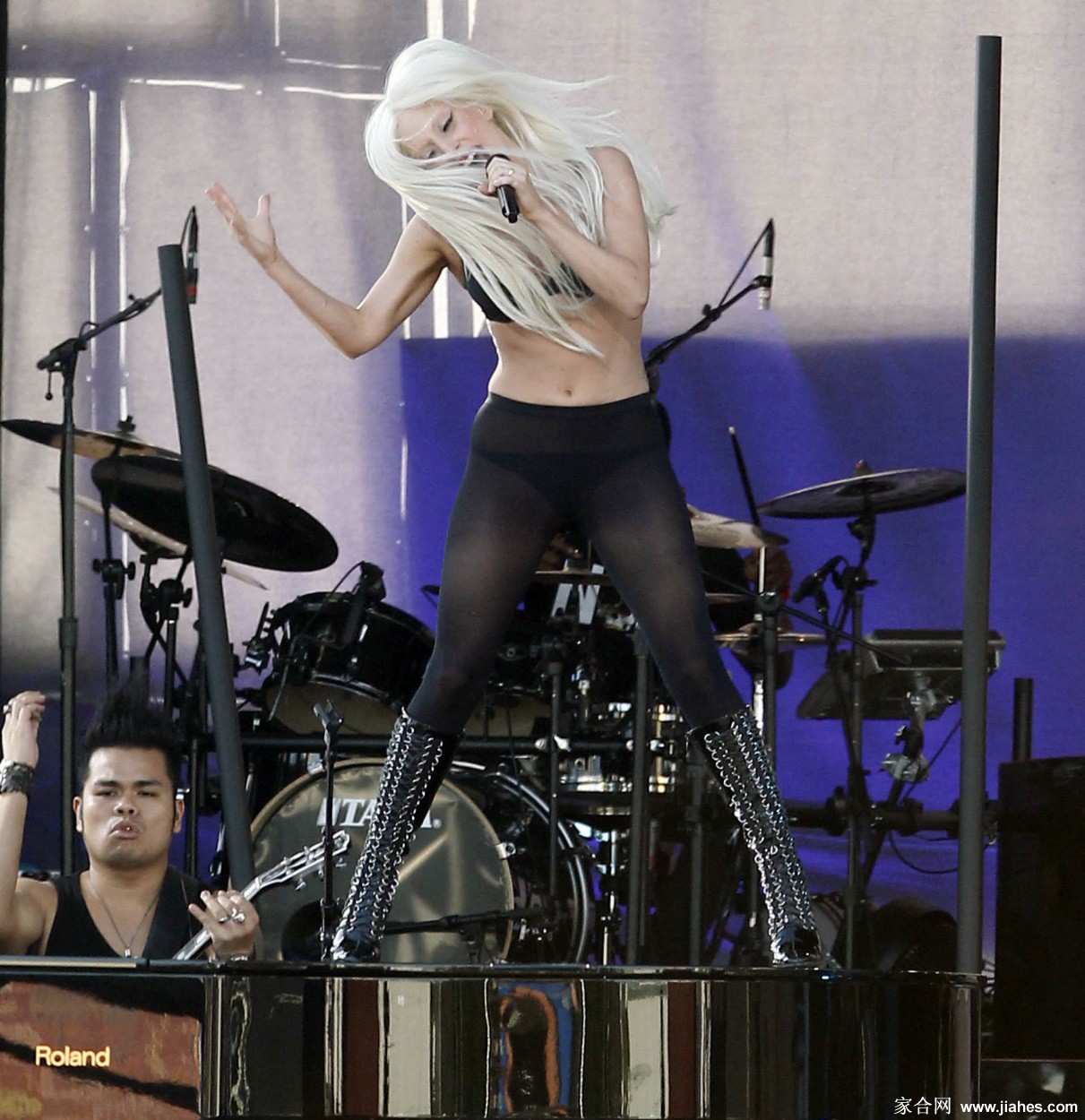 [CELEBRITY NYLON]Lady Gaga in nylon stockings,pantyhose,tights 8[10]
