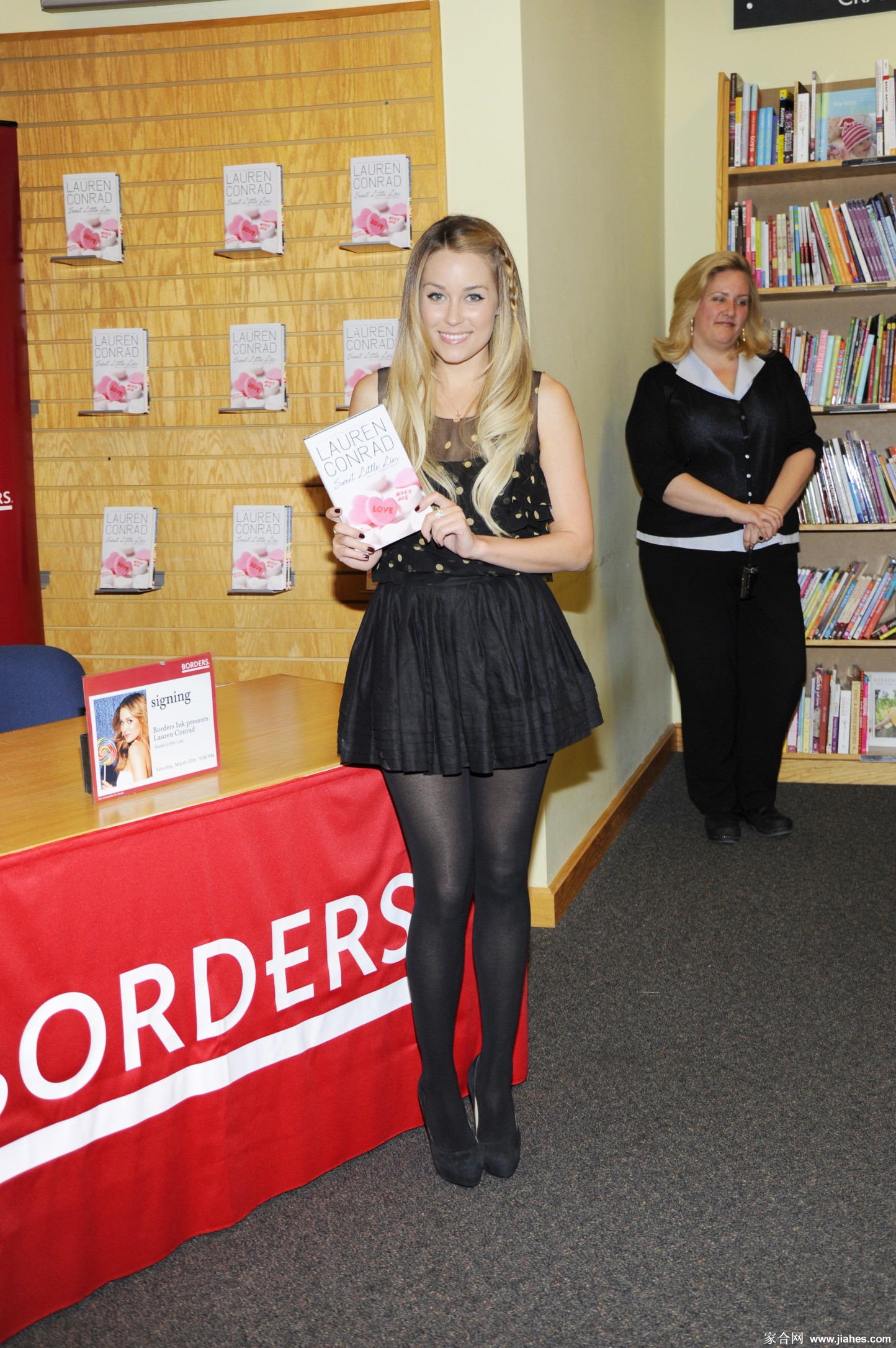 [CELEBRITY HOSIERY]Lauren Conrad in nylon stockings,pantyhose,tights 6[9]