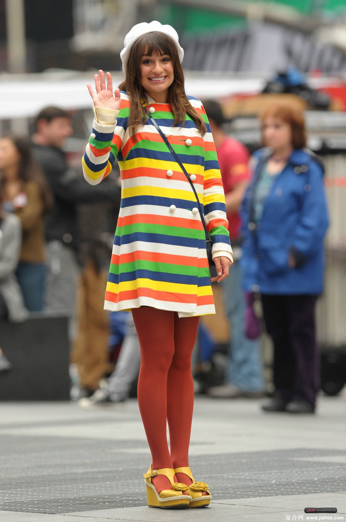 [CELEBRITY HOSIERY]Lea Michele in nylon stockings,pantyhose,tights 3[6]