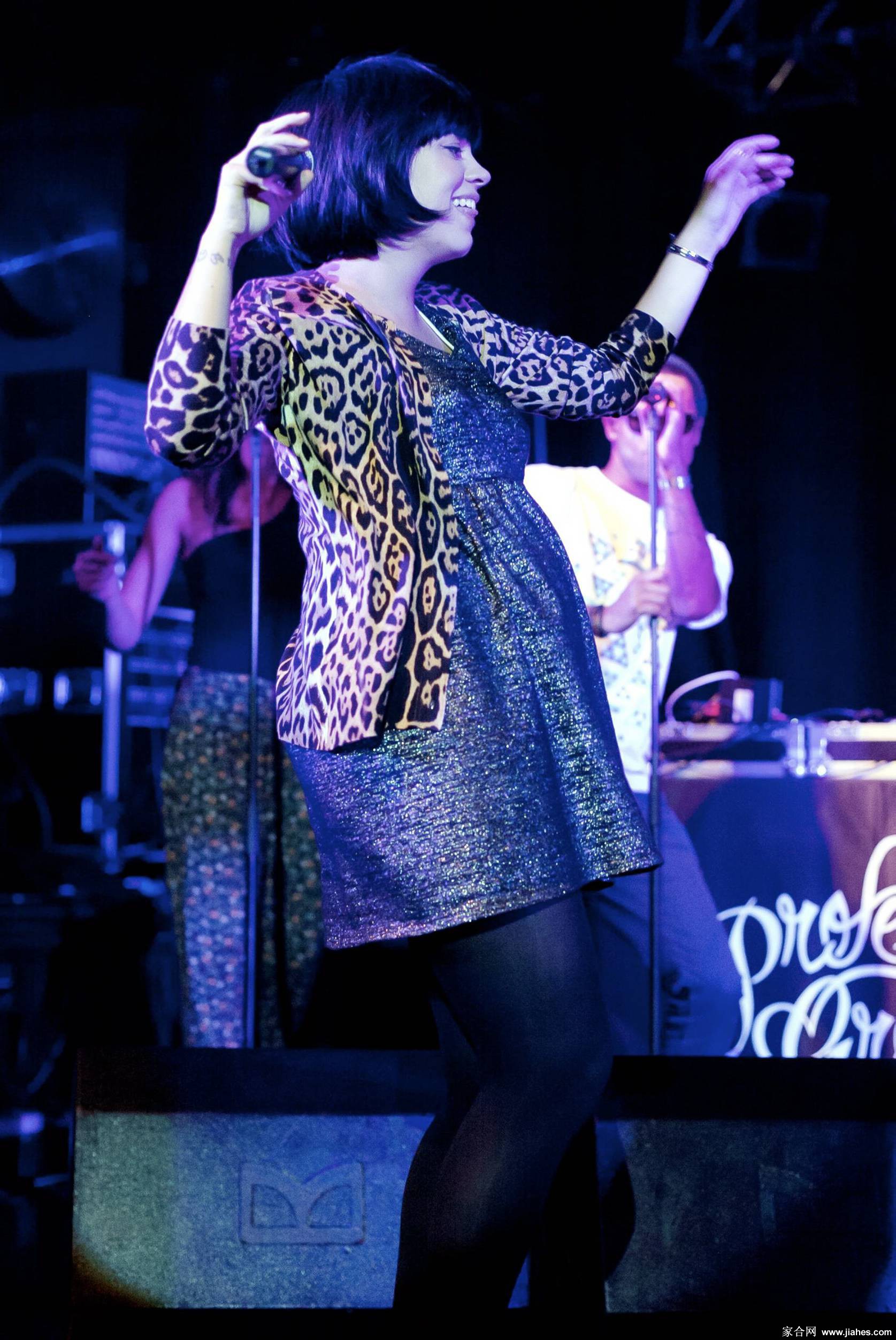 [CELEBRITY HOSIERY]Lily Allen in nylon stockings,pantyhose,tights 4[6]