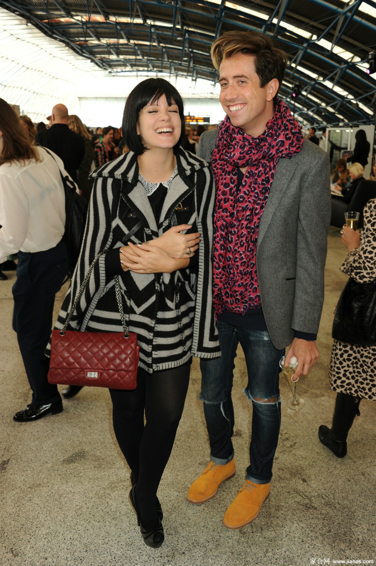 [CELEBRITY NYLON]Lily Allen in nylon stockings,pantyhose,tights 8[9]