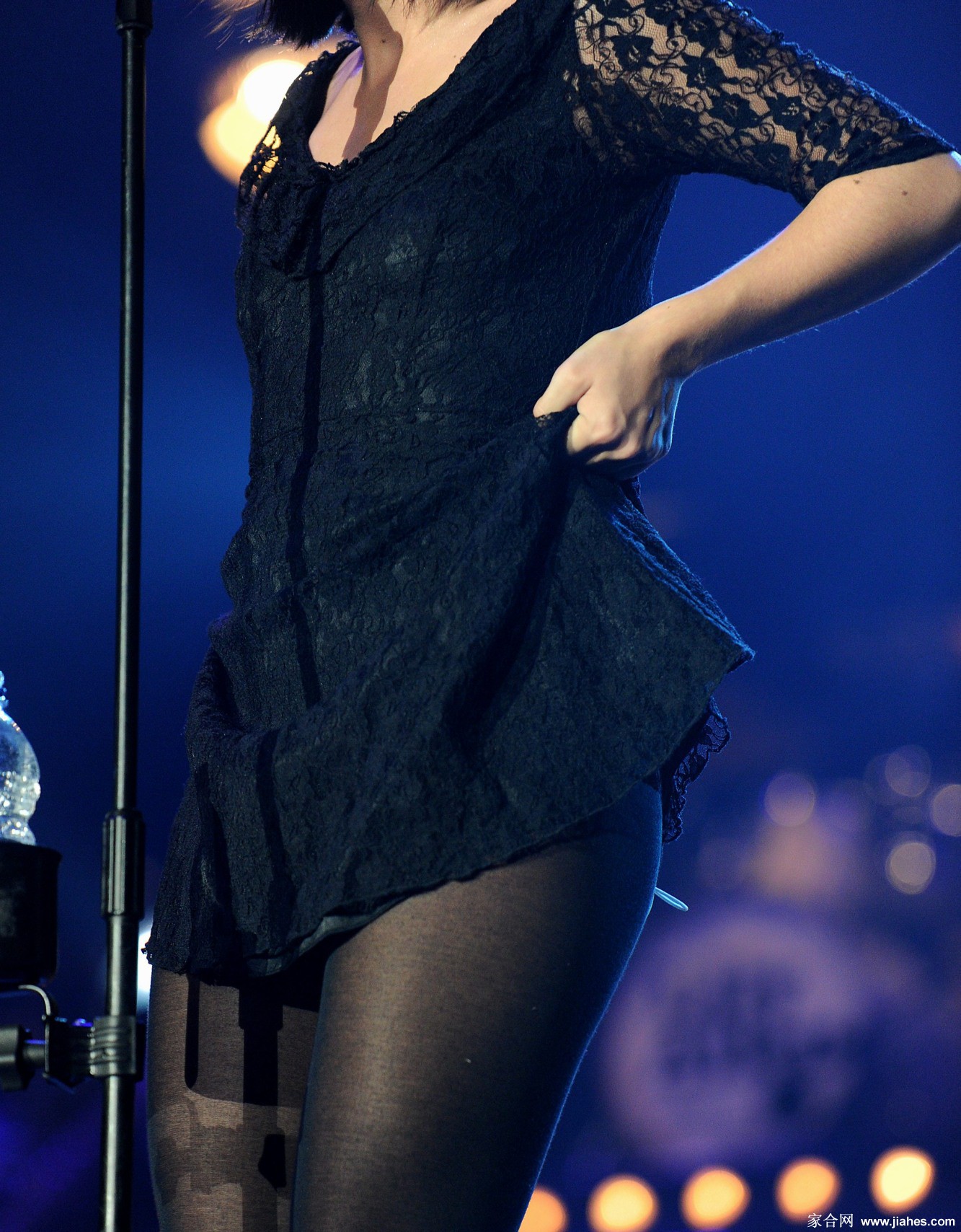 [CELEBRITY HOSIERY]Lily Allen in nylon stockings,pantyhose,tights 14[6]