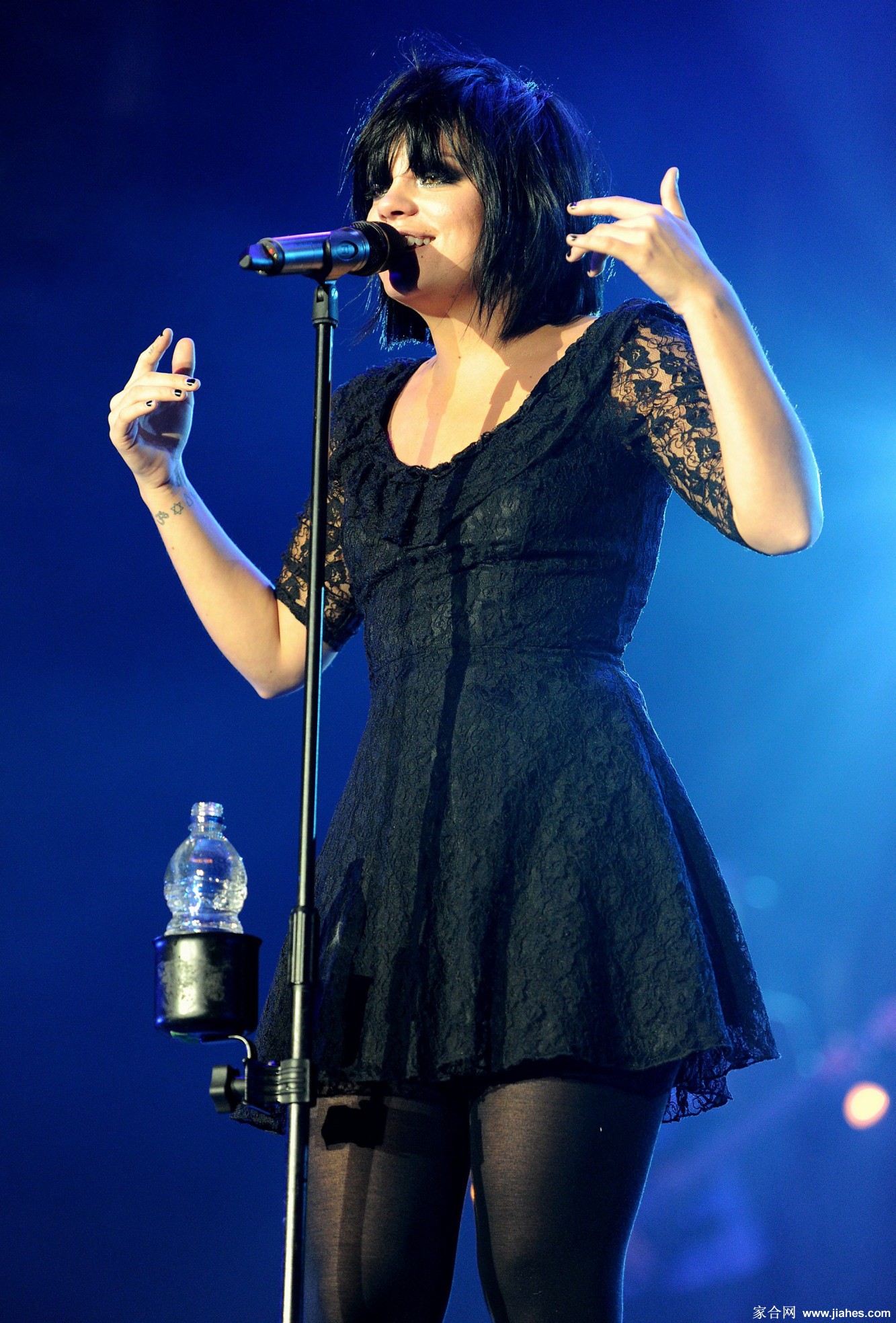 [CELEBRITY HOSIERY]Lily Allen in nylon stockings,pantyhose,tights 17[4]