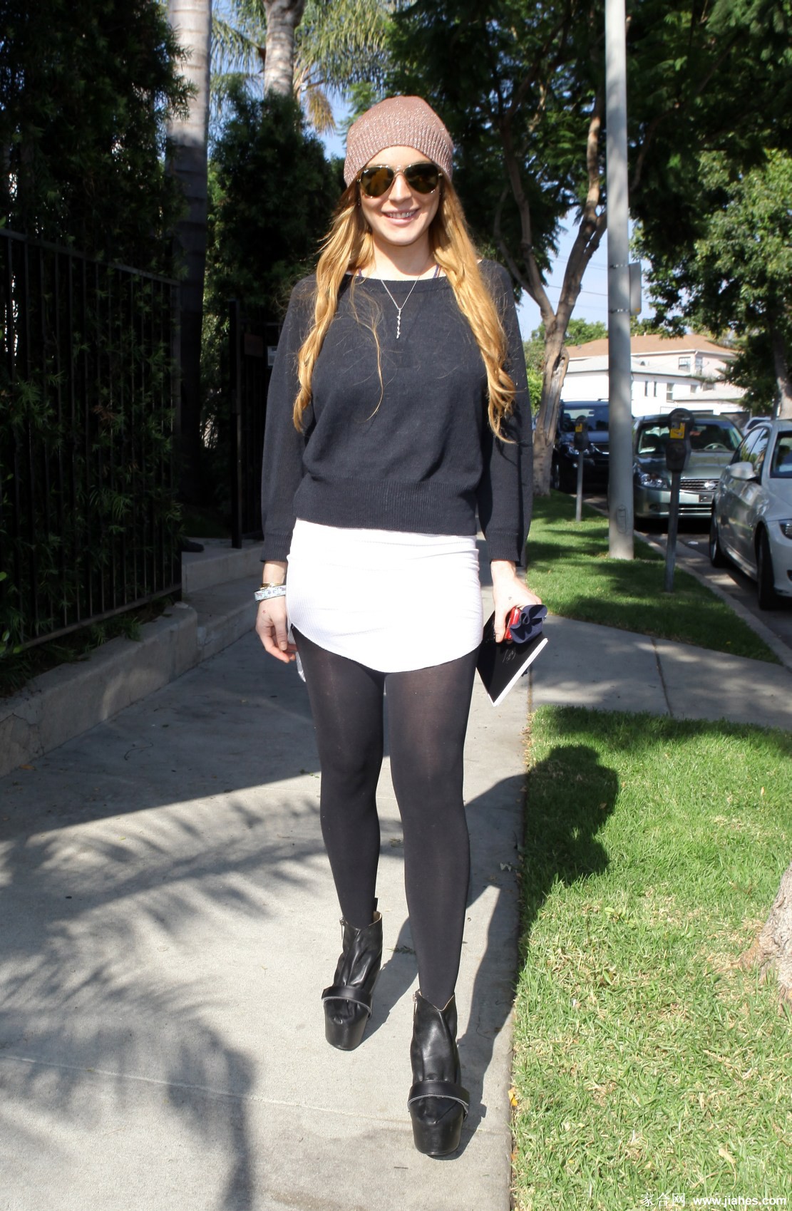 [CELEBRITY HOSIERY]Lindsay Lohan in nylon stockings,pantyhose,tights 8[8]