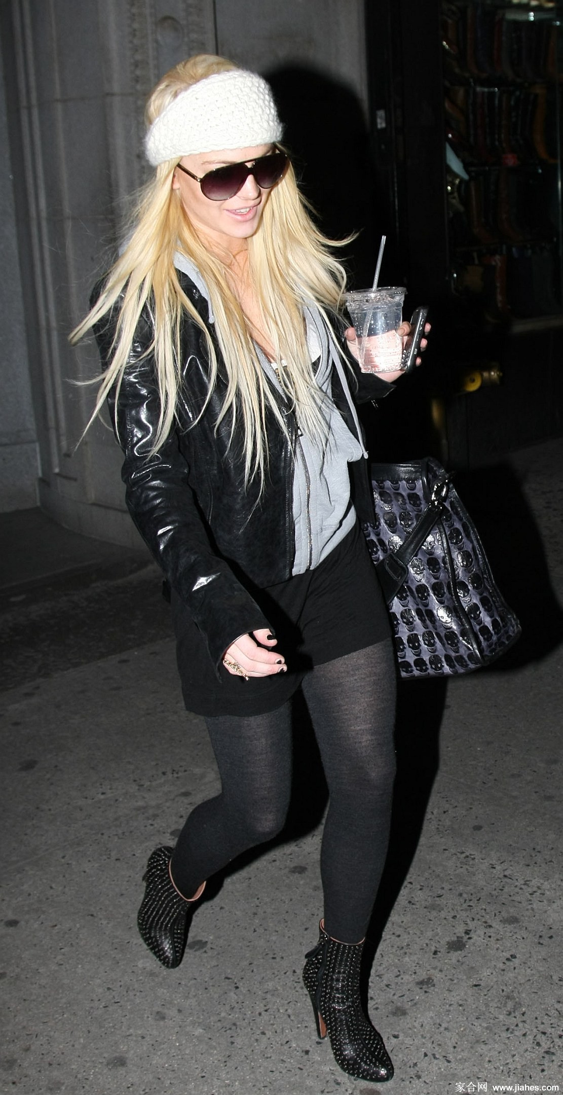 [CELEBRITY PANTYHOSE]Lindsay Lohan in nylon stockings,pantyhose,tights 18[9]