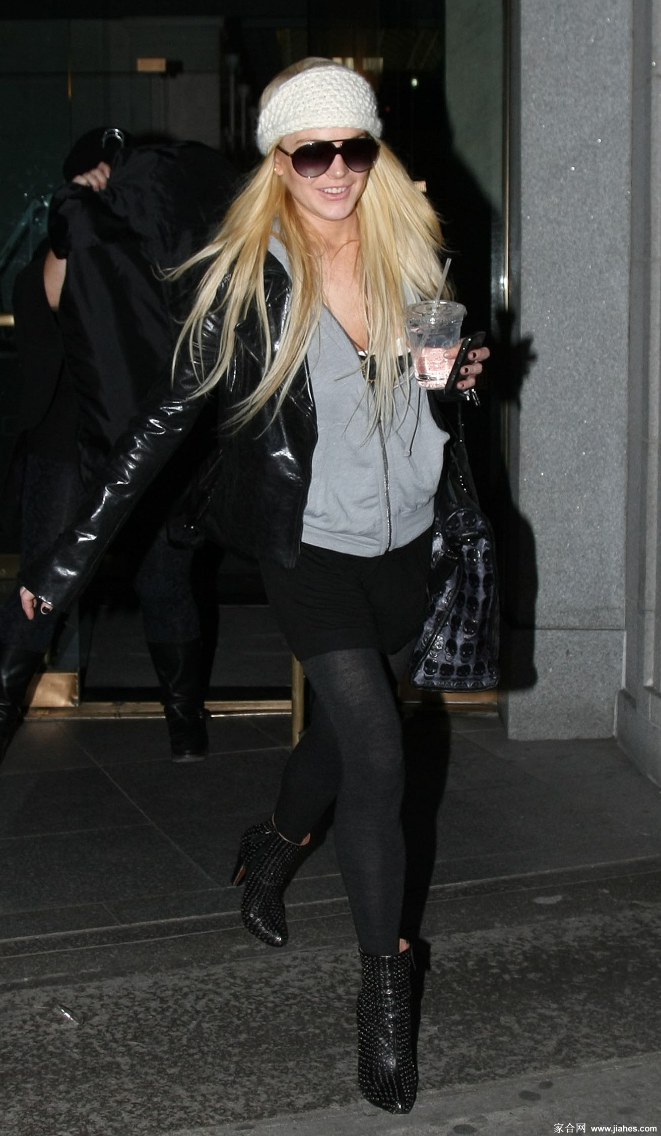 [CELEBRITY PANTYHOSE]Lindsay Lohan in nylon stockings,pantyhose,tights 21[4]