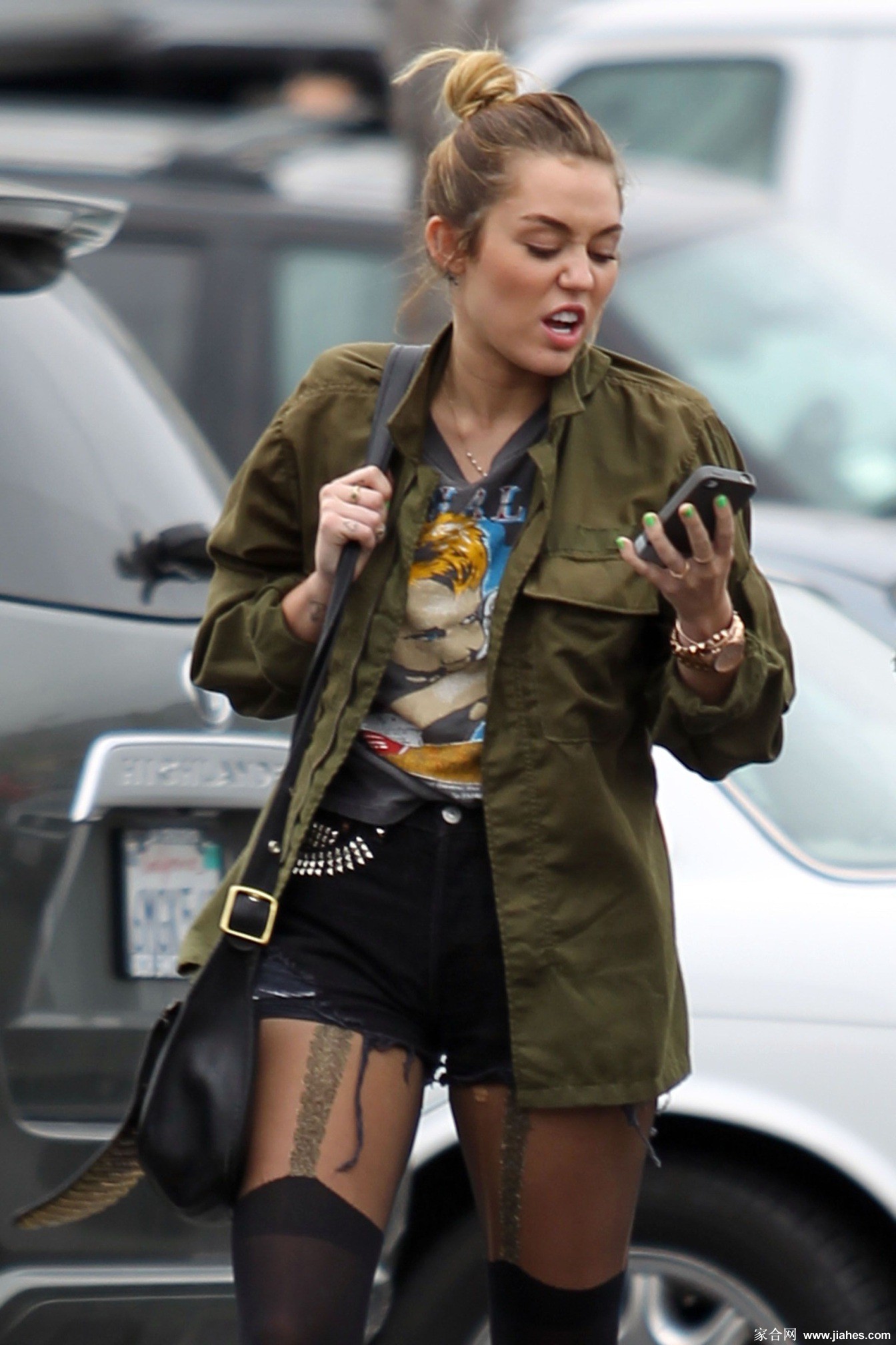 [CELEBRITY PANTYHOSE]Miley Cyrus in nylon stockings,pantyhose,tights 13[4]