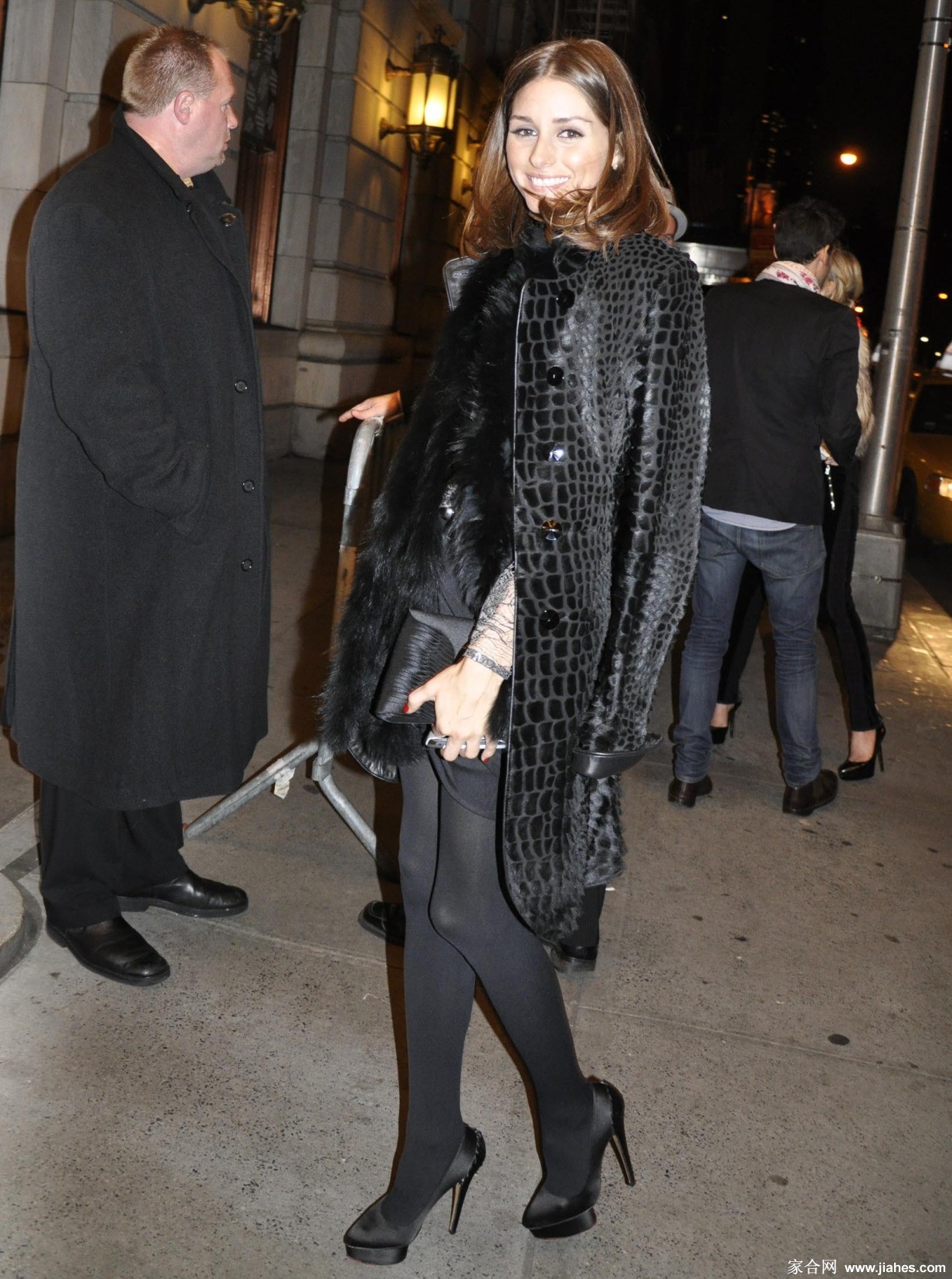 [CELEBRITY PANTYHOSE]Olivia Palermo in nylon stockings,pantyhose,tights 2[7]