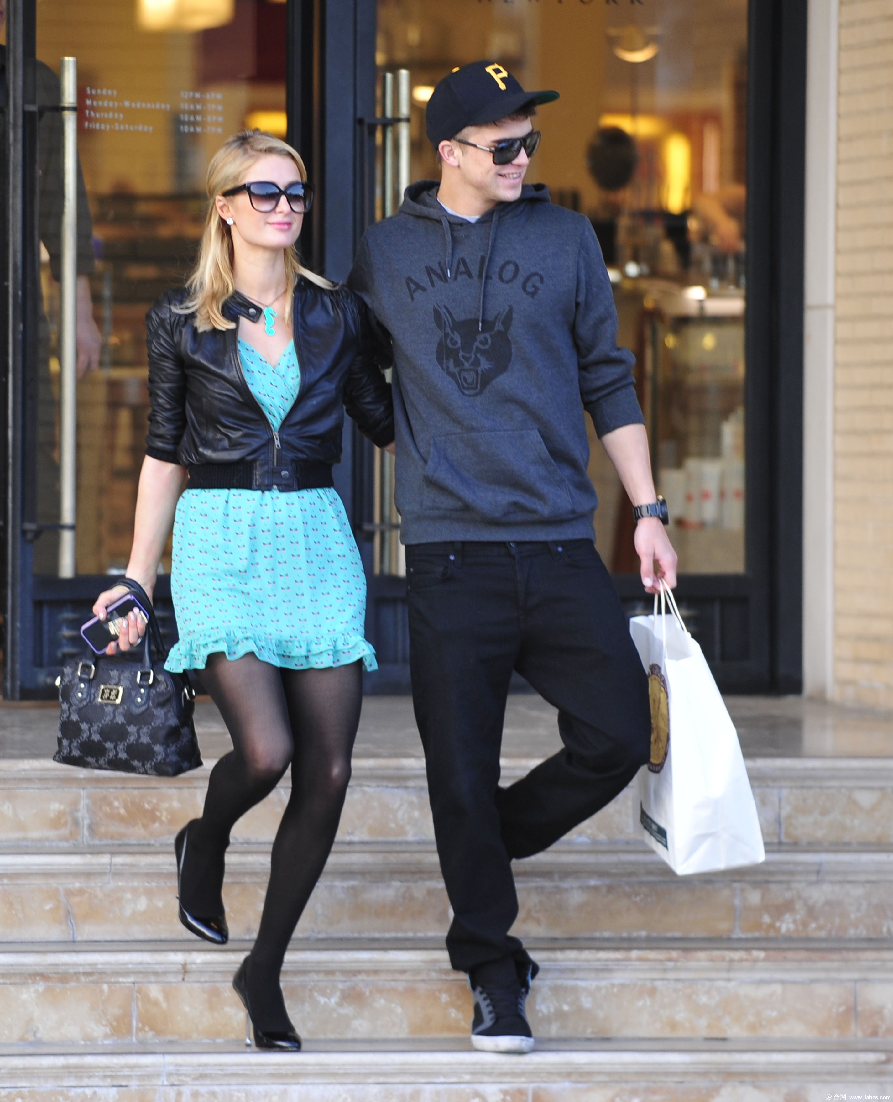 [CELEBRITY PANTYHOSE]Paris Hilton in nylon stockings,pantyhose,tights 30[10]