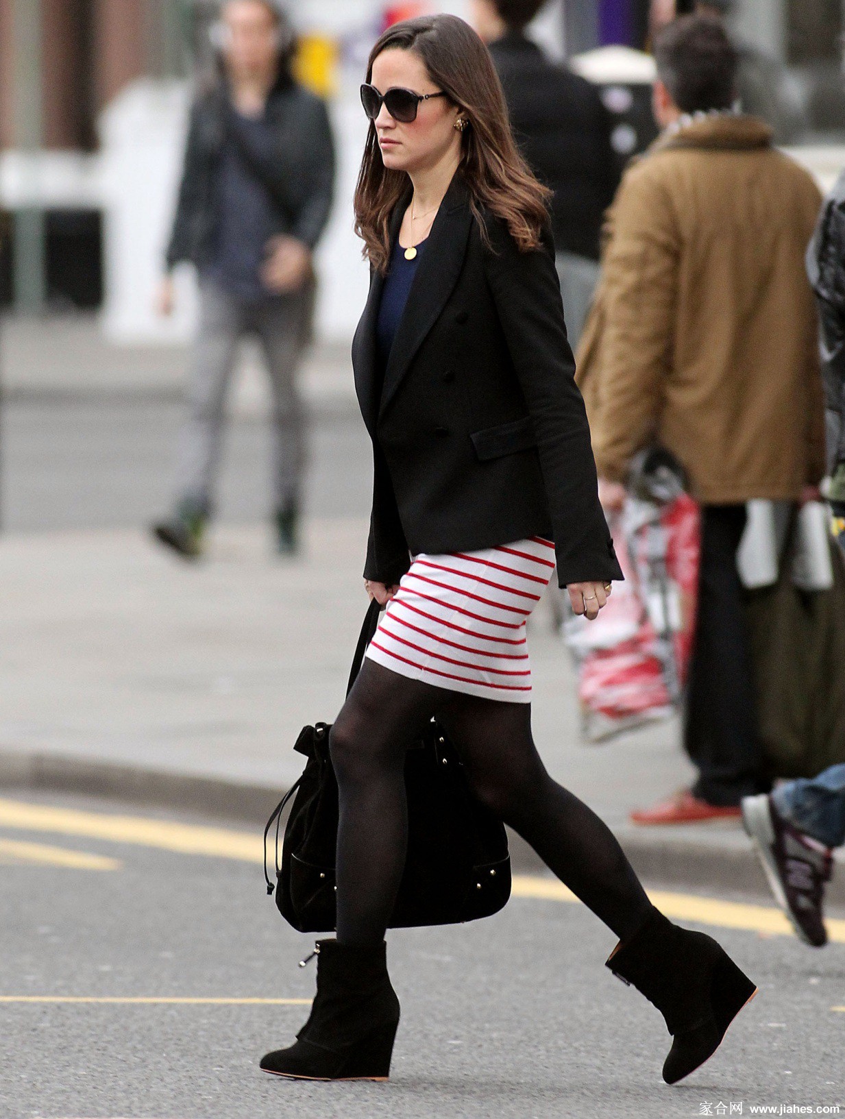 [CELEBRITY HOSIERY]Pippa Middleton in nylon stockings,pantyhose,tights 2[2]