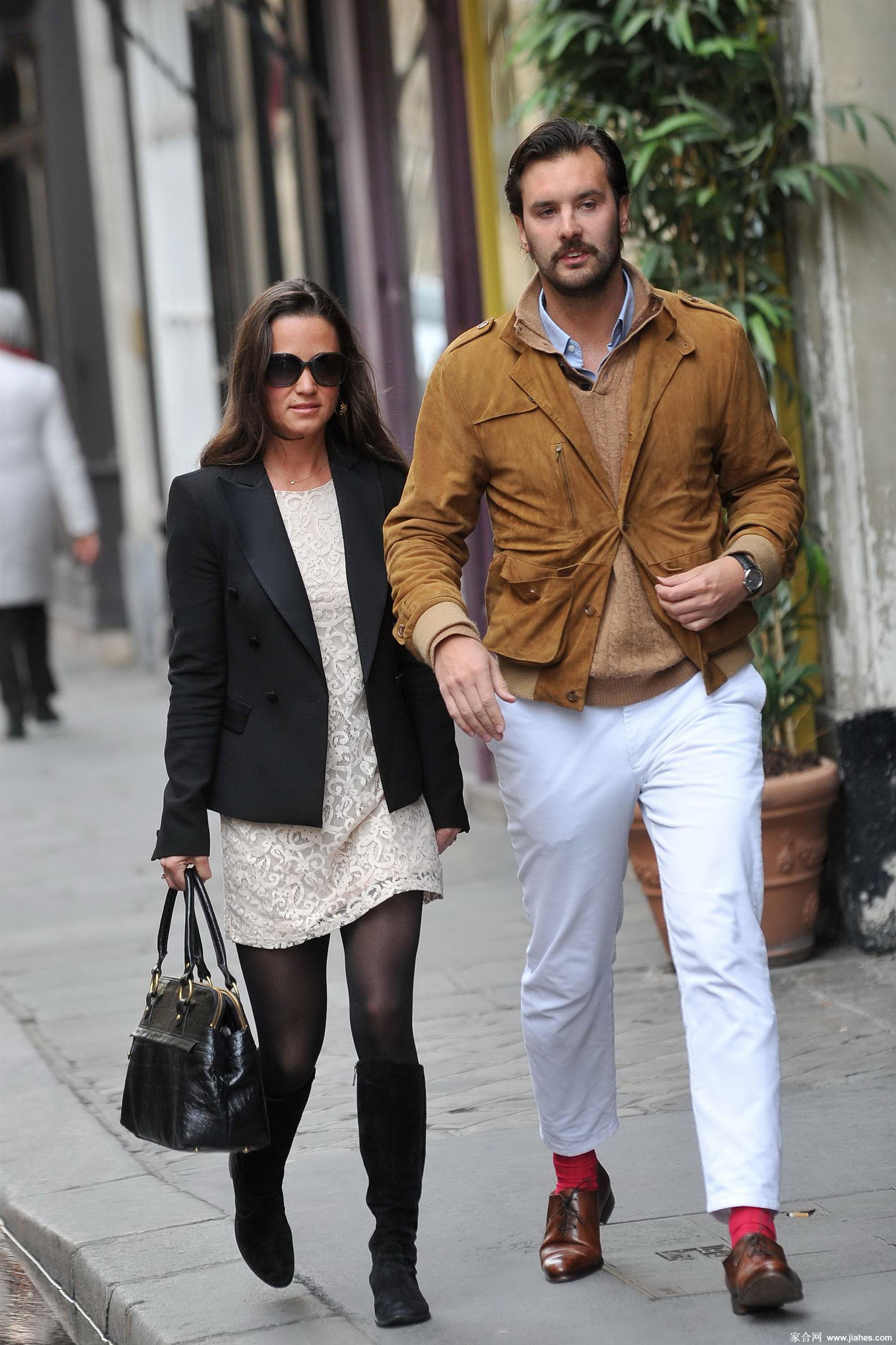 [CELEBRITY NYLON]Pippa Middleton in nylon stockings,pantyhose,tights 4[4]