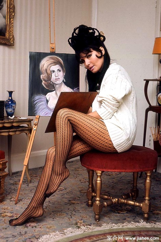 [CELEBRITY NYLON]Bettine Le Beau in nylon stockings,pantyhose,tights[4]