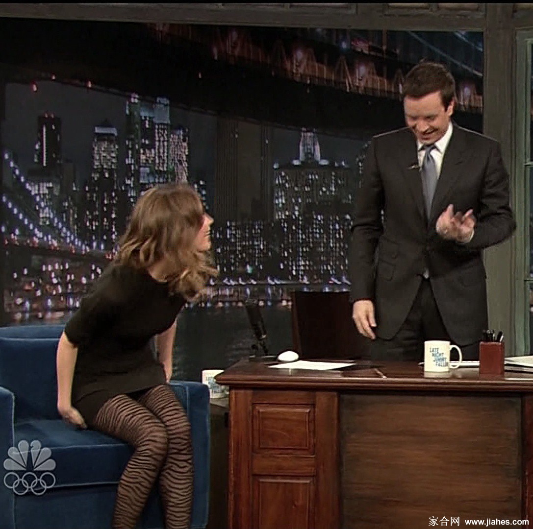 [CELEBRITY PANTYHOSE]Rose Byrne in nylon stockings,pantyhose,tights 4[4]