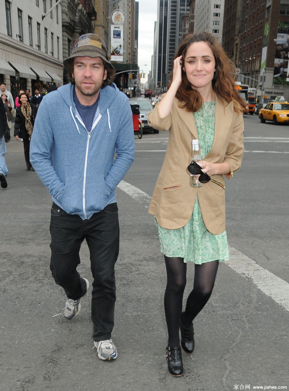 [CELEBRITY PANTYHOSE]Rose Byrne in nylon stockings,pantyhose,tights 4[10]