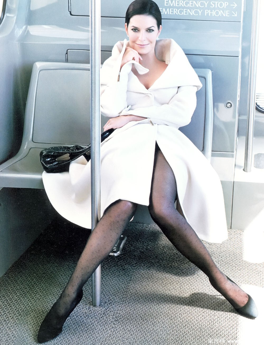 [CELEBRITY NYLON]Sela Ward in nylon stockings,pantyhose,tights
