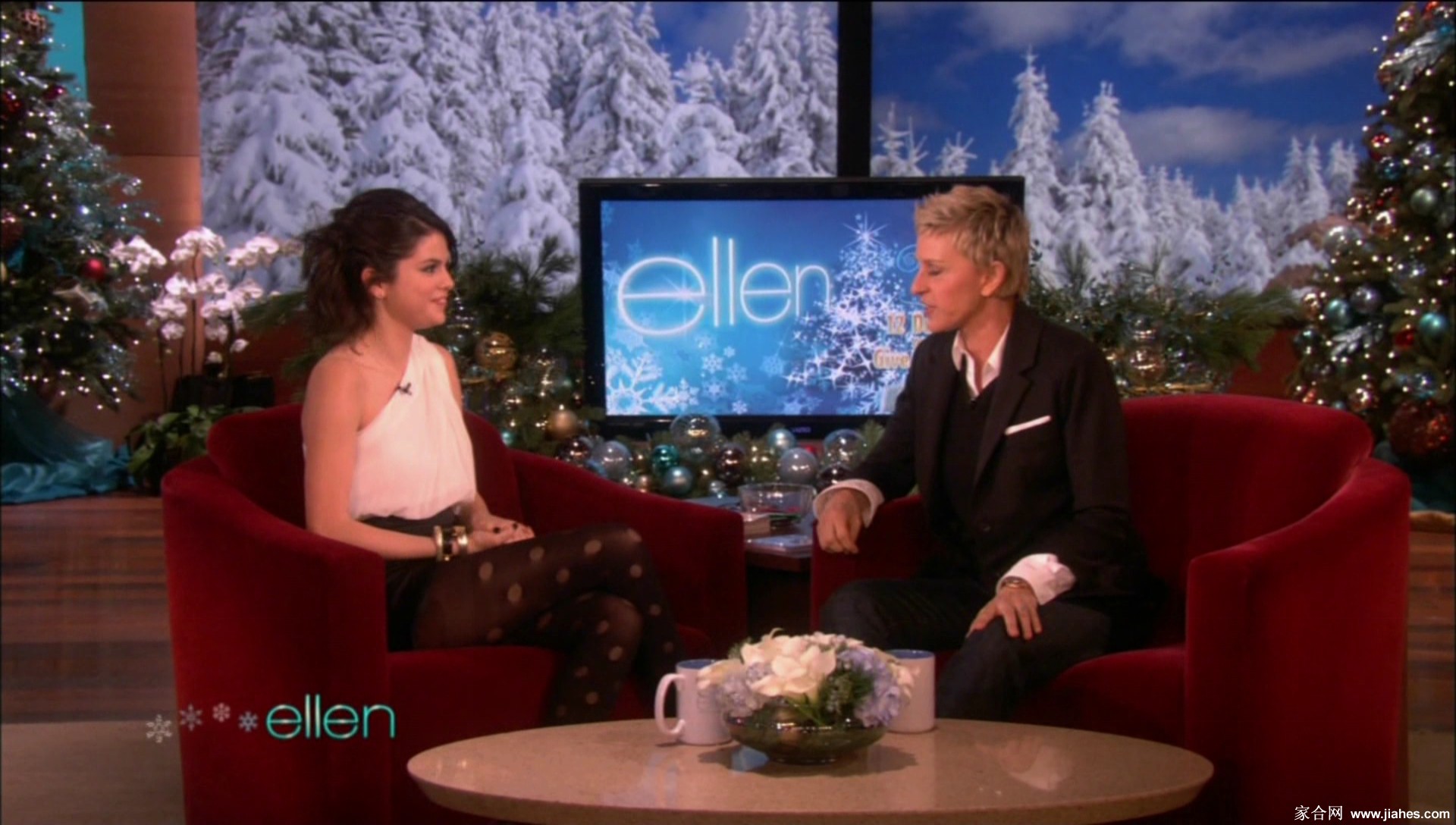 [CELEBRITY HOSIERY]Selena Gomez in nylon stockings,pantyhose,tights 3[4]