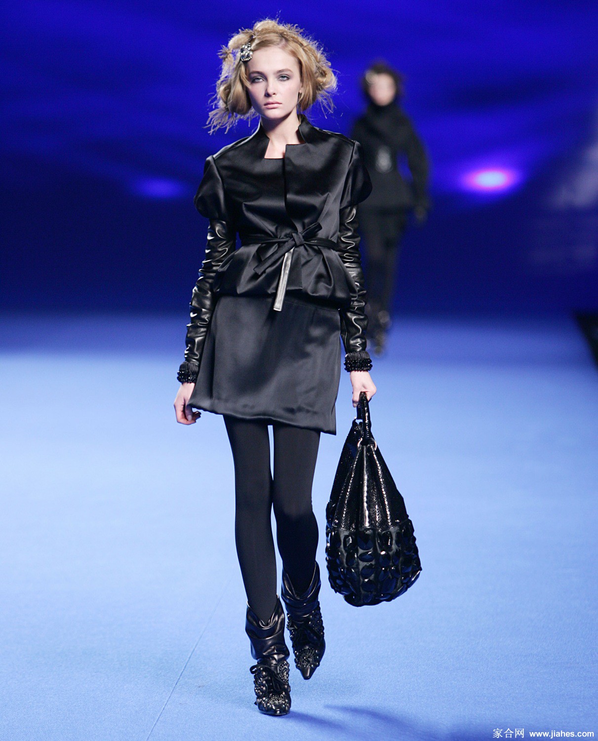[CELEBRITY HOSIERY]Snejana Onopka in nylon stockings,pantyhose,tights 2