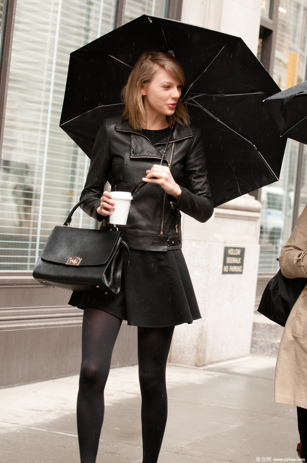 [CELEBRITY HOSIERY]Taylor Swift in nylon stockings,pantyhose,tights 6[8]