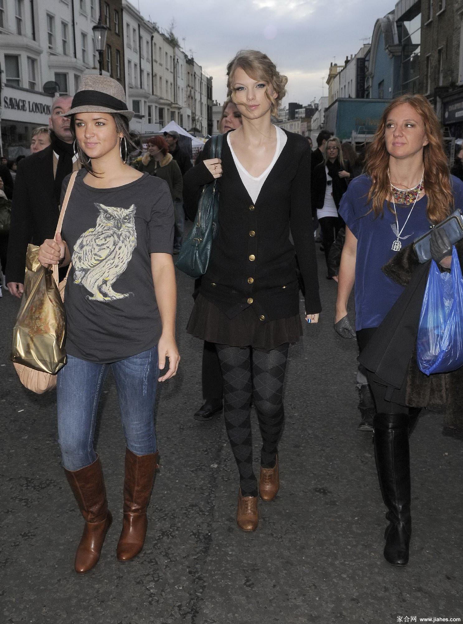 [CELEBRITY PANTYHOSE]Taylor Swift in nylon stockings,pantyhose,tights 16[10]