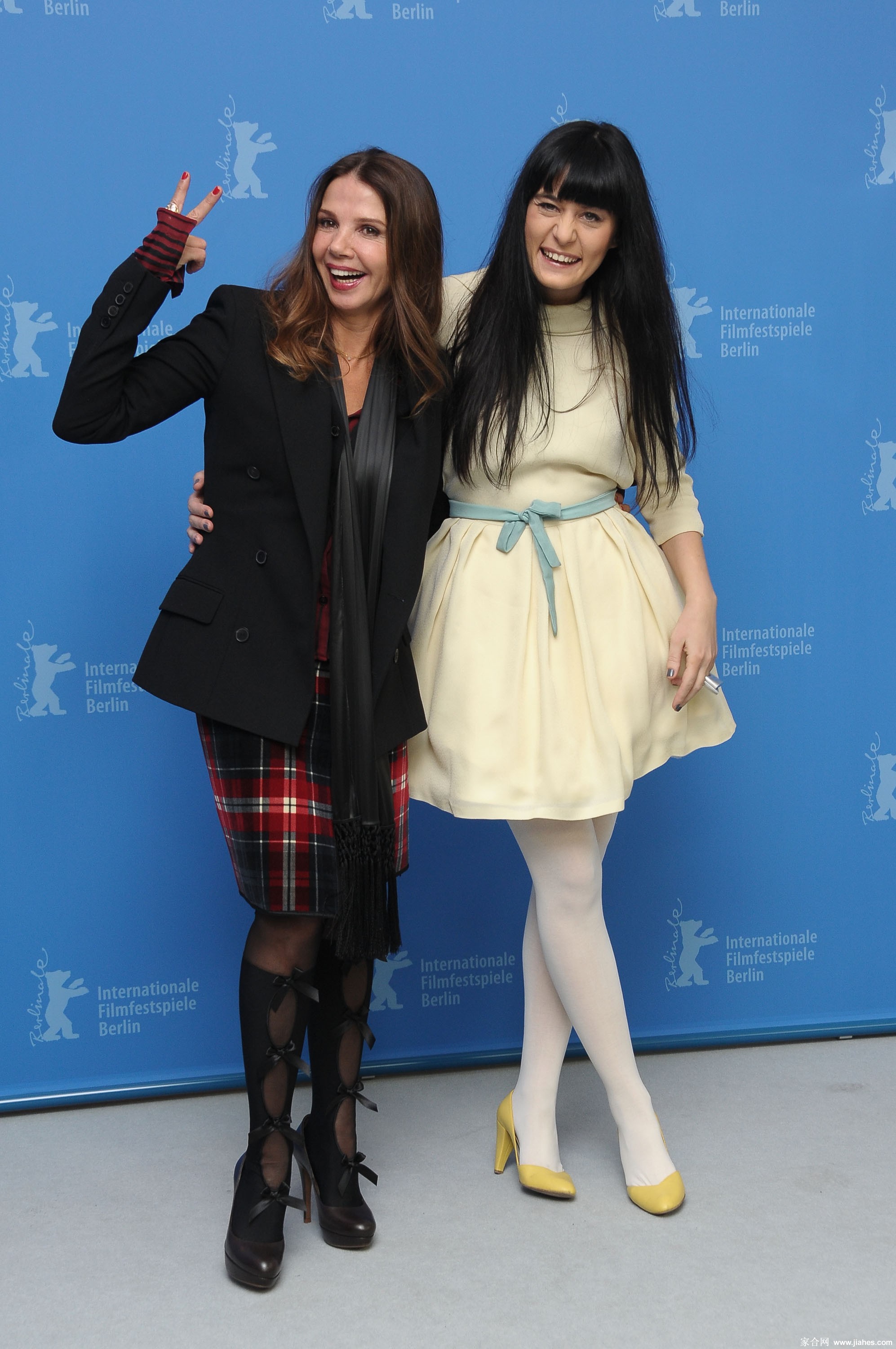 [CELEBRITY HOSIERY]Victoria Abril in nylon stockings,pantyhose,tights[2]