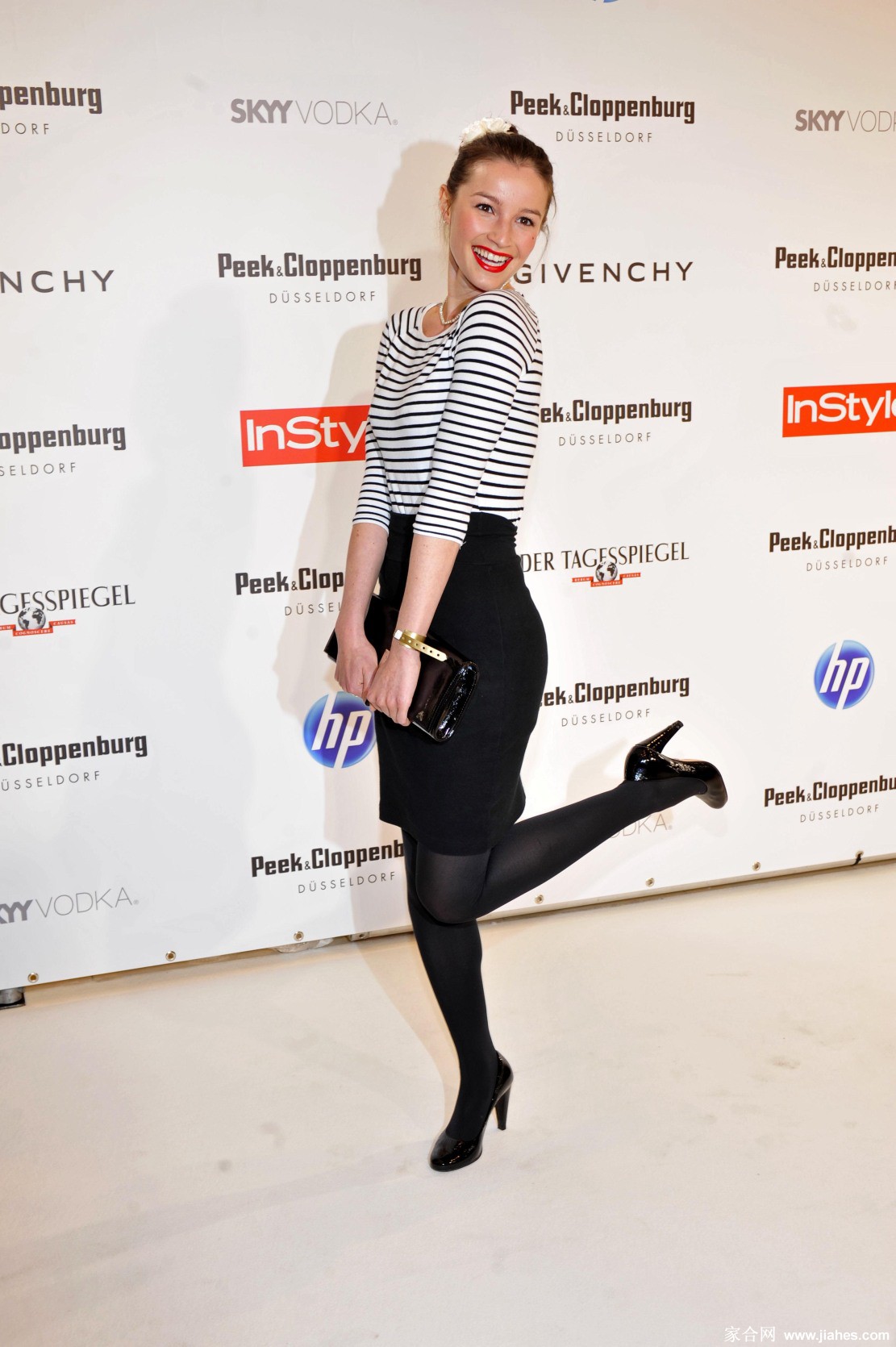 [CELEBRITY HOSIERY]Wanda Badwal in nylon stockings,pantyhose,tights[2]