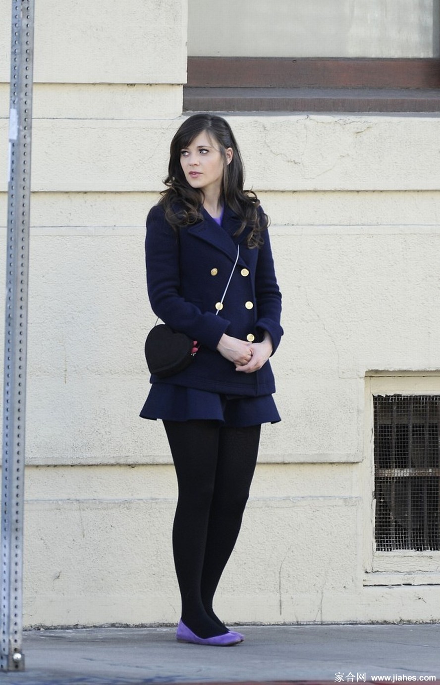 [CELEBRITY PANTYHOSE]Zooey Deschanel in nylon stockings,pantyhose,tights 4[5]