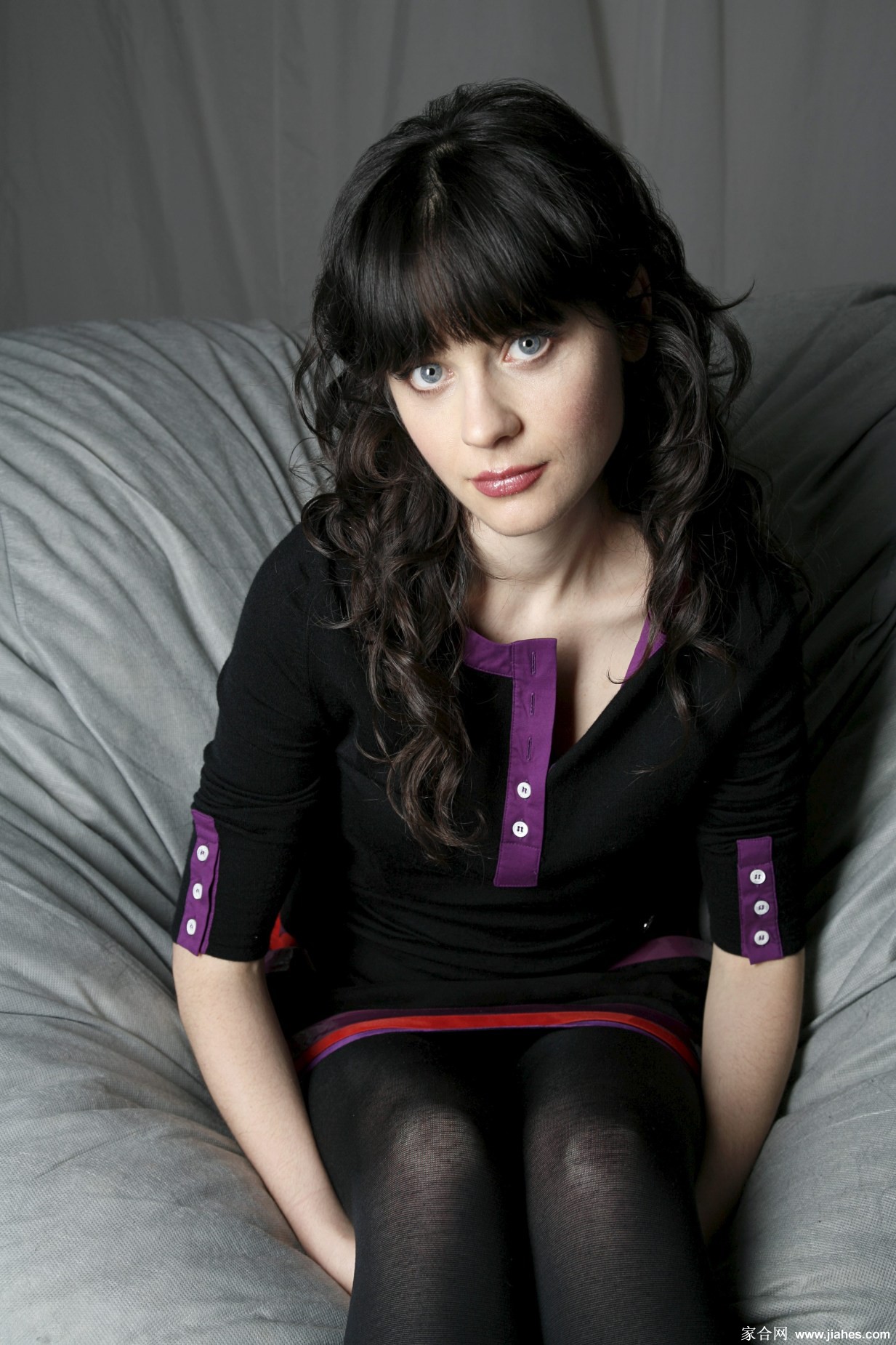 [CELEBRITY HOSIERY]Zooey Deschanel in nylon stockings,pantyhose,tights 10[8]