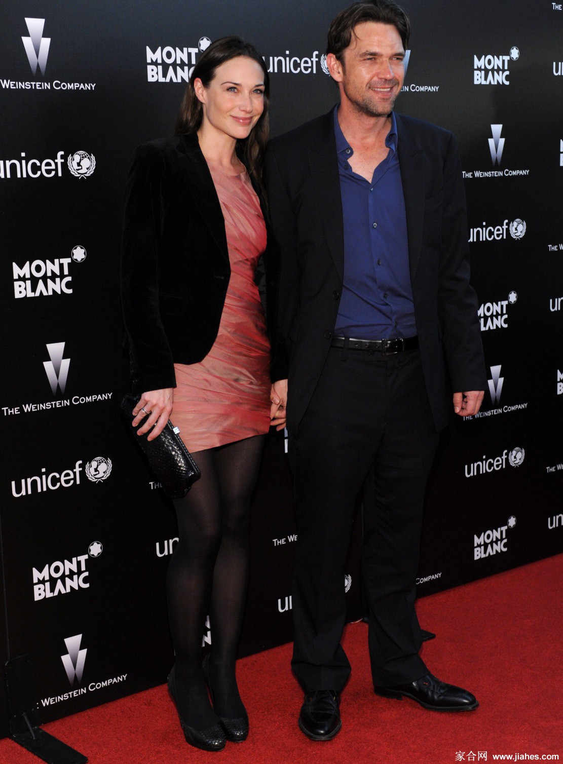 [CELEBRITY NYLON]Claire Forlani in nylon stockings,pantyhose,tights[7]