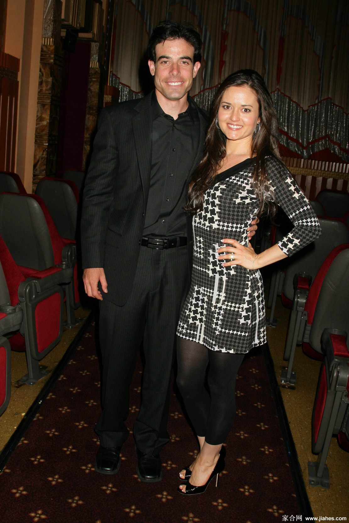 [CELEBRITY HOSIERY]Danica Mckellar in nylon stockings,pantyhose,tights[3]