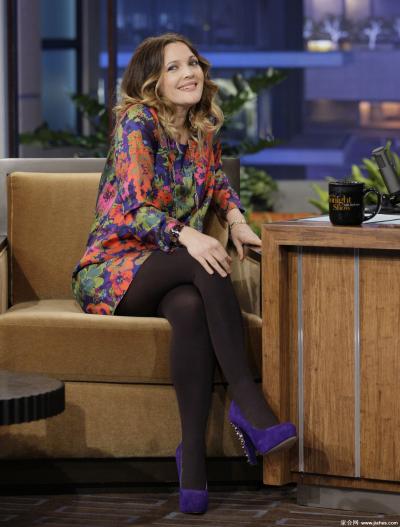 [CELEBRITY HOSIERY]Drew Barrymore in nylon stockings,pantyhose,tights 4