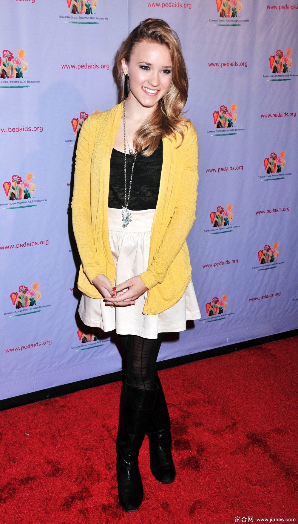 [CELEBRITY HOSIERY]Emily Osment in nylon stockings,pantyhose,tights 2[7]