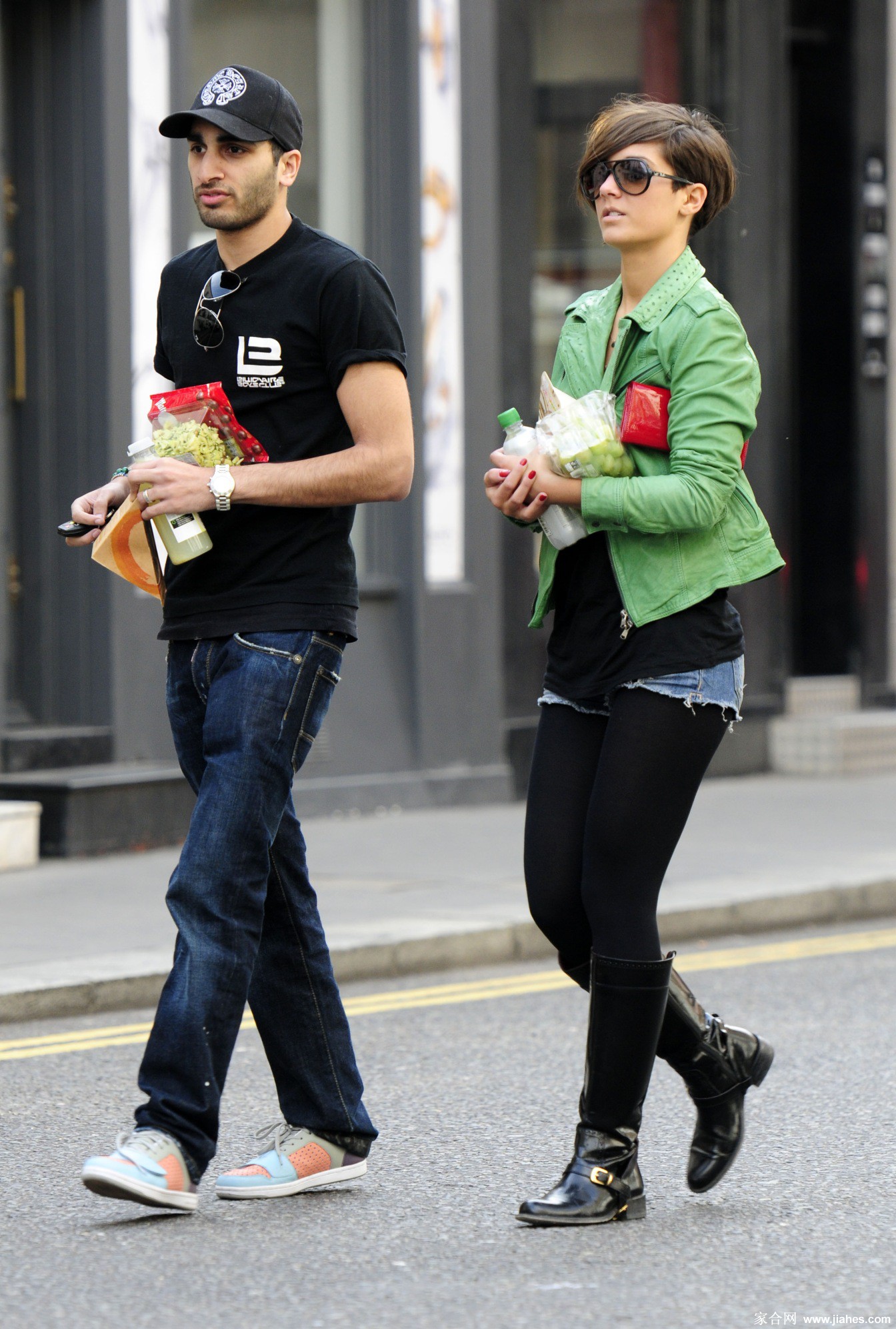 [CELEBRITY NYLON]Frankie Sandford in nylon stockings,pantyhose,tights 3[8]