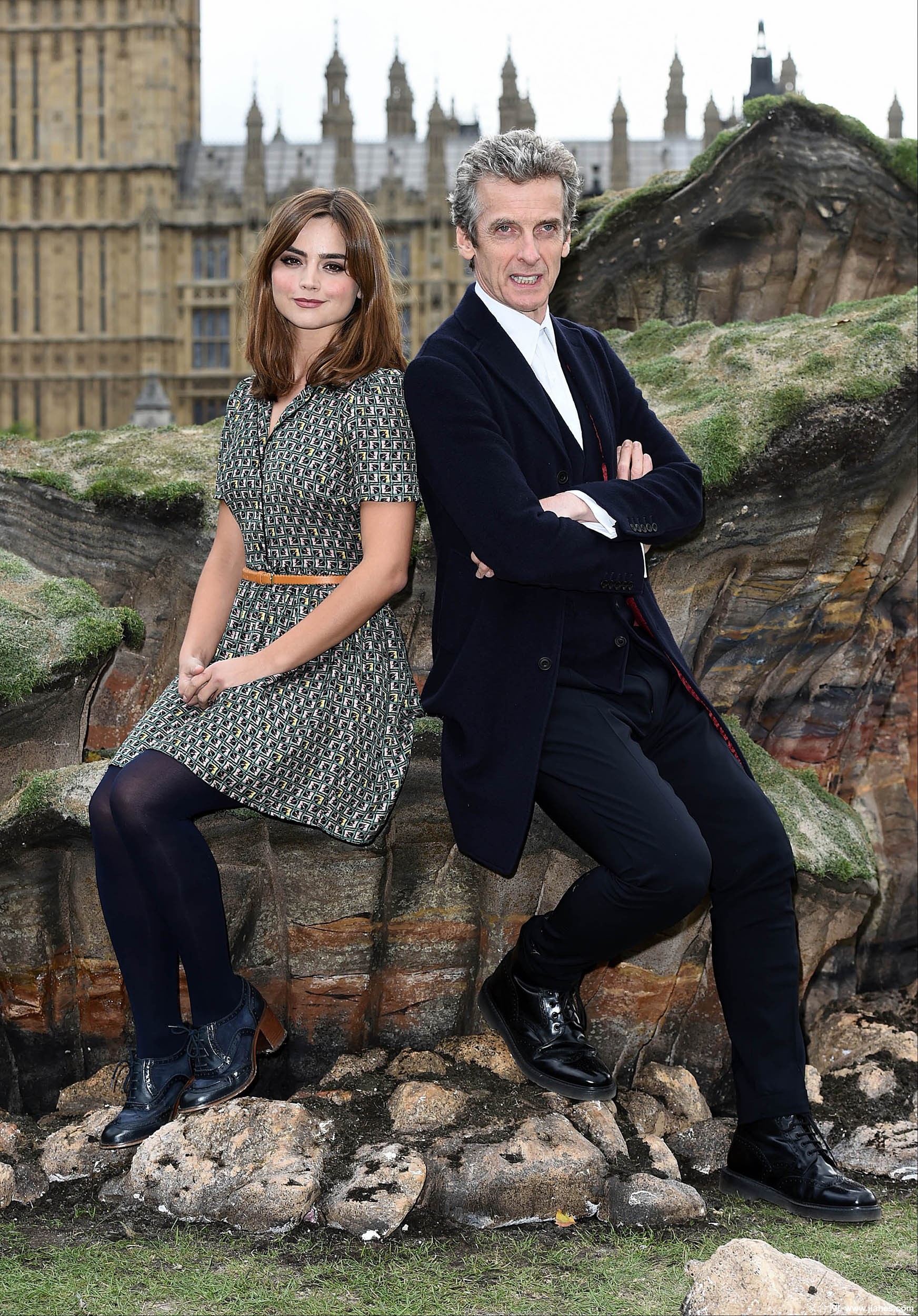 [CELEBRITY HOSIERY]Jenna-Louise Coleman in nylon stockings,pantyhose,tights 2[8]