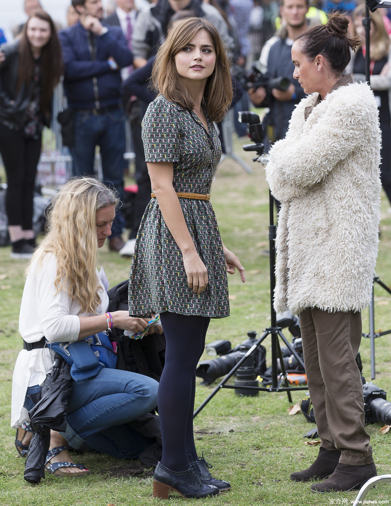 [CELEBRITY NYLON]Jenna-Louise Coleman in nylon stockings,pantyhose,tights 3[5]