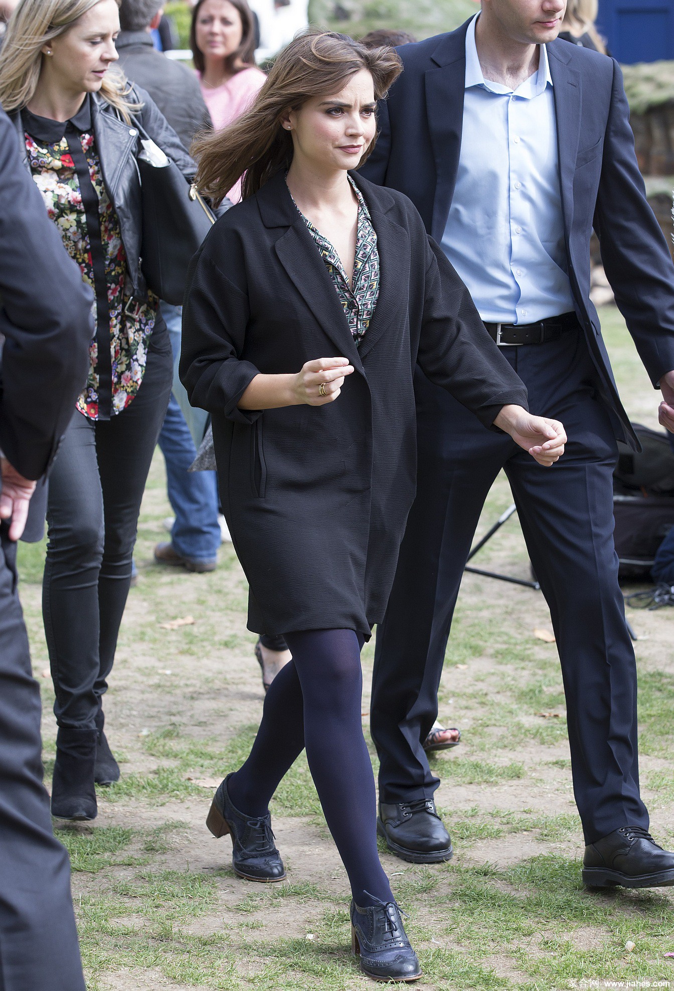 [CELEBRITY PANTYHOSE]Jenna-Louise Coleman in nylon stockings,pantyhose,tights 4[3]