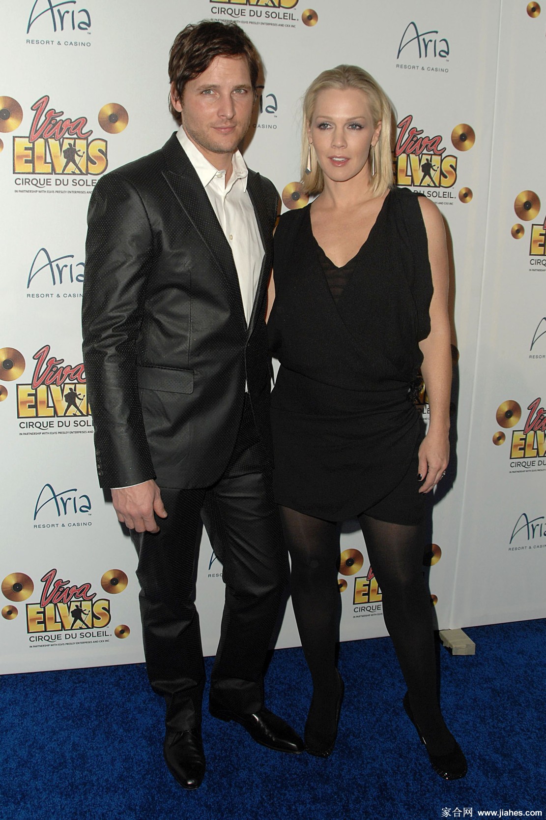 [CELEBRITY NYLON]Jennie Garth in nylon stockings,pantyhose,tights[8]