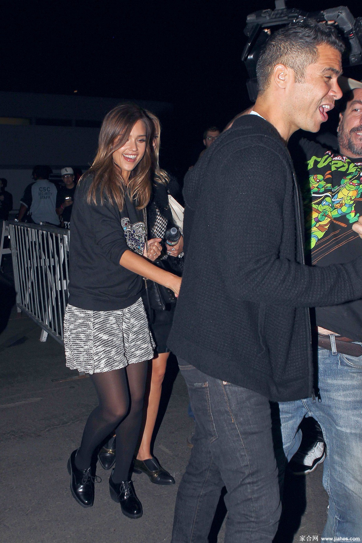 [CELEBRITY NYLON]Jessica Alba in nylon stockings,pantyhose,tights 4[6]