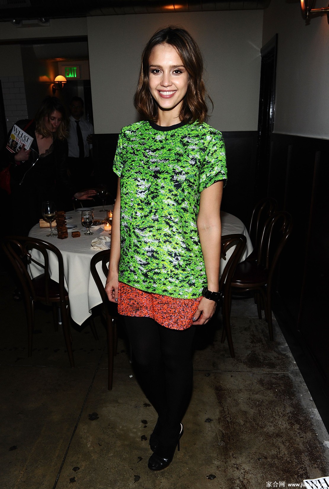 [CELEBRITY PANTYHOSE]Jessica Alba in nylon stockings,pantyhose,tights 9[4]