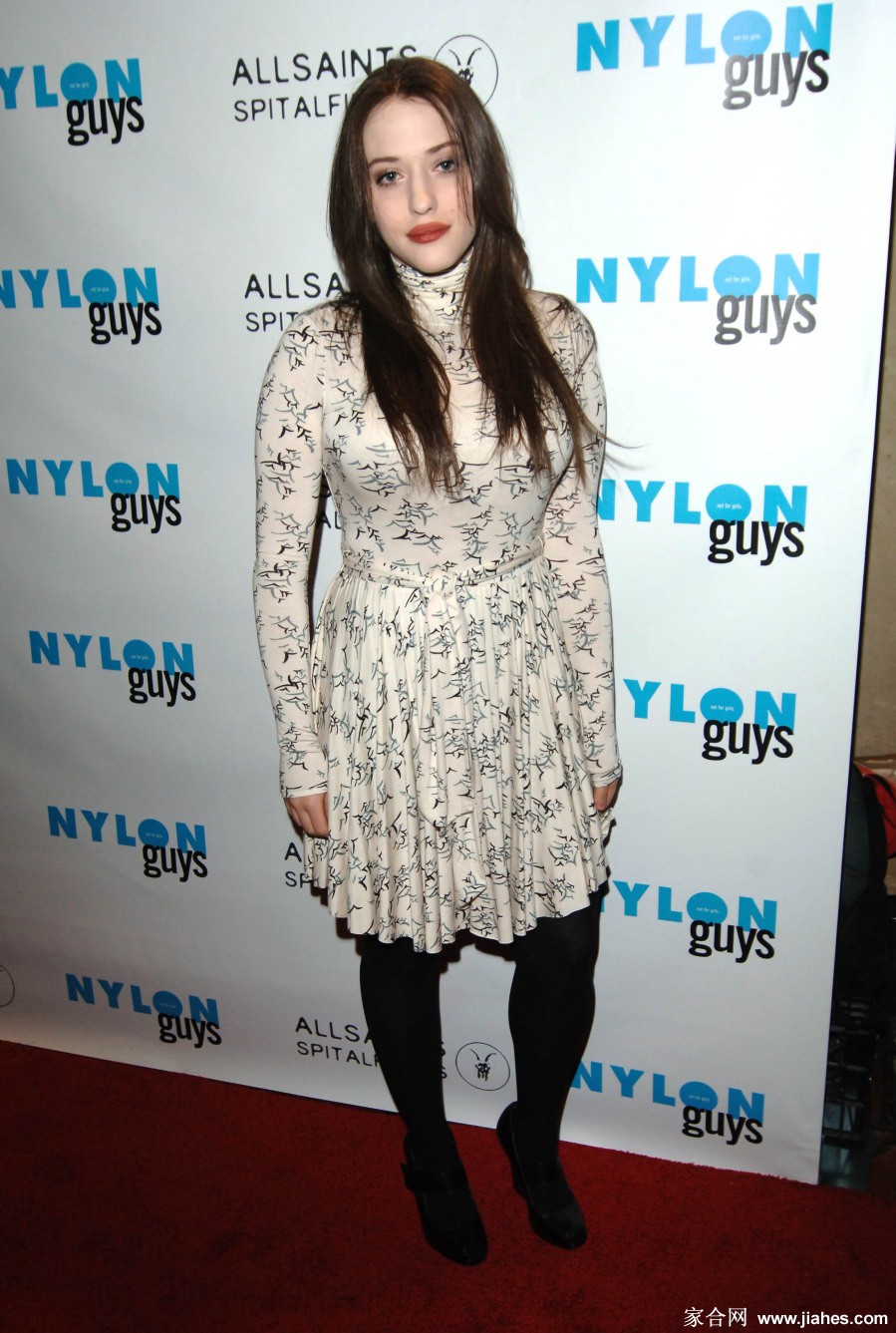 [CELEBRITY NYLON]Kat Dennings in nylon stockings,pantyhose,tights[5]