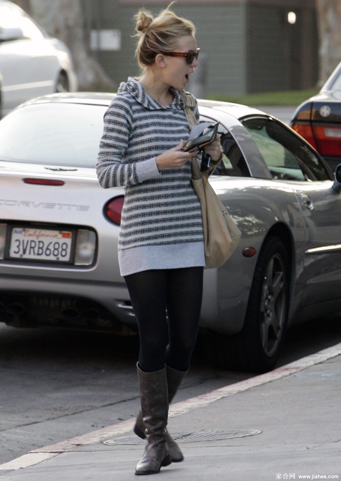 [CELEBRITY HOSIERY]Kate Hudson in nylon stockings,pantyhose,tights 5[9]