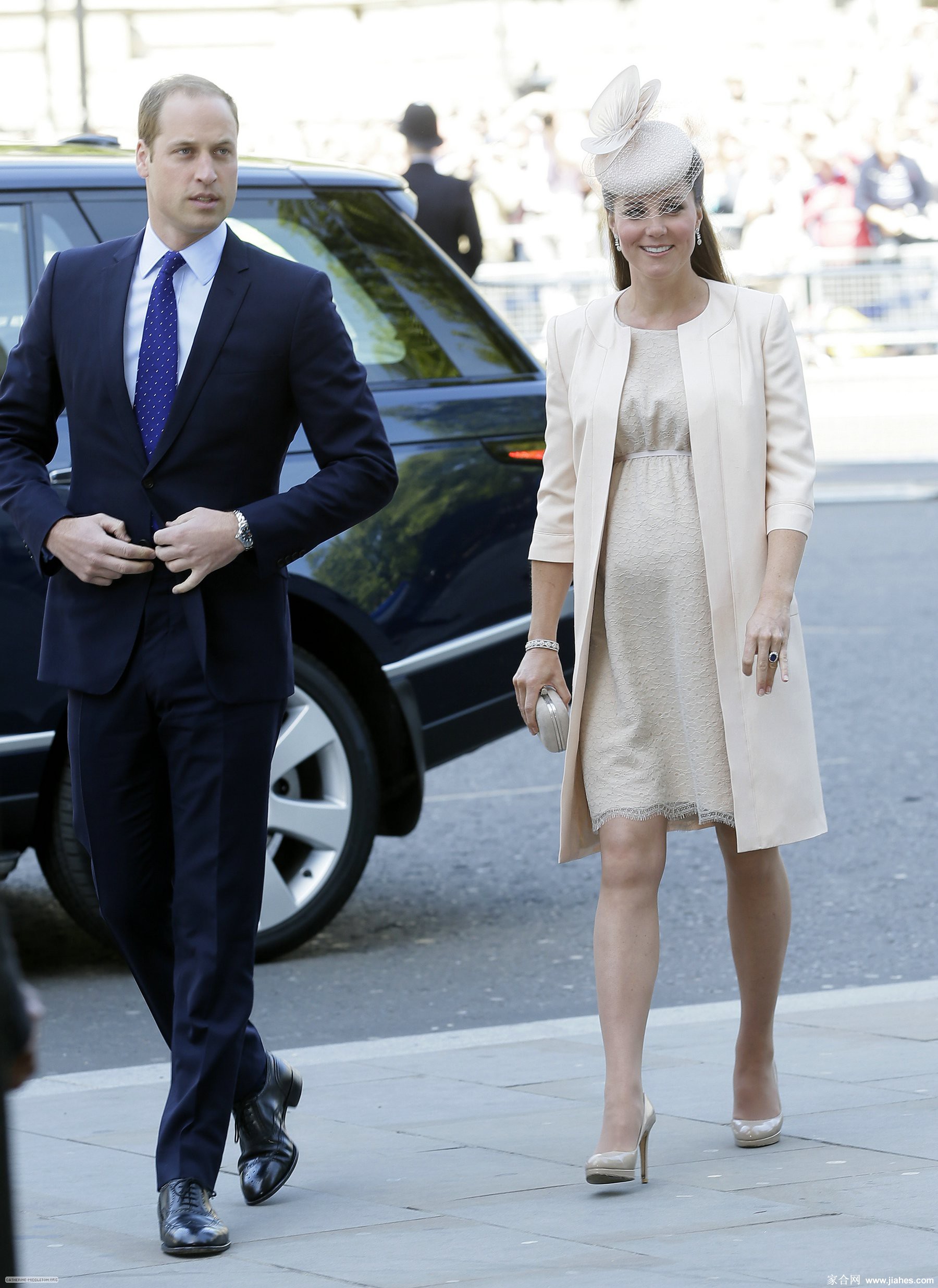 [CELEBRITY HOSIERY]Kate Middleton in nylon stockings,pantyhose,tights 4[4]
