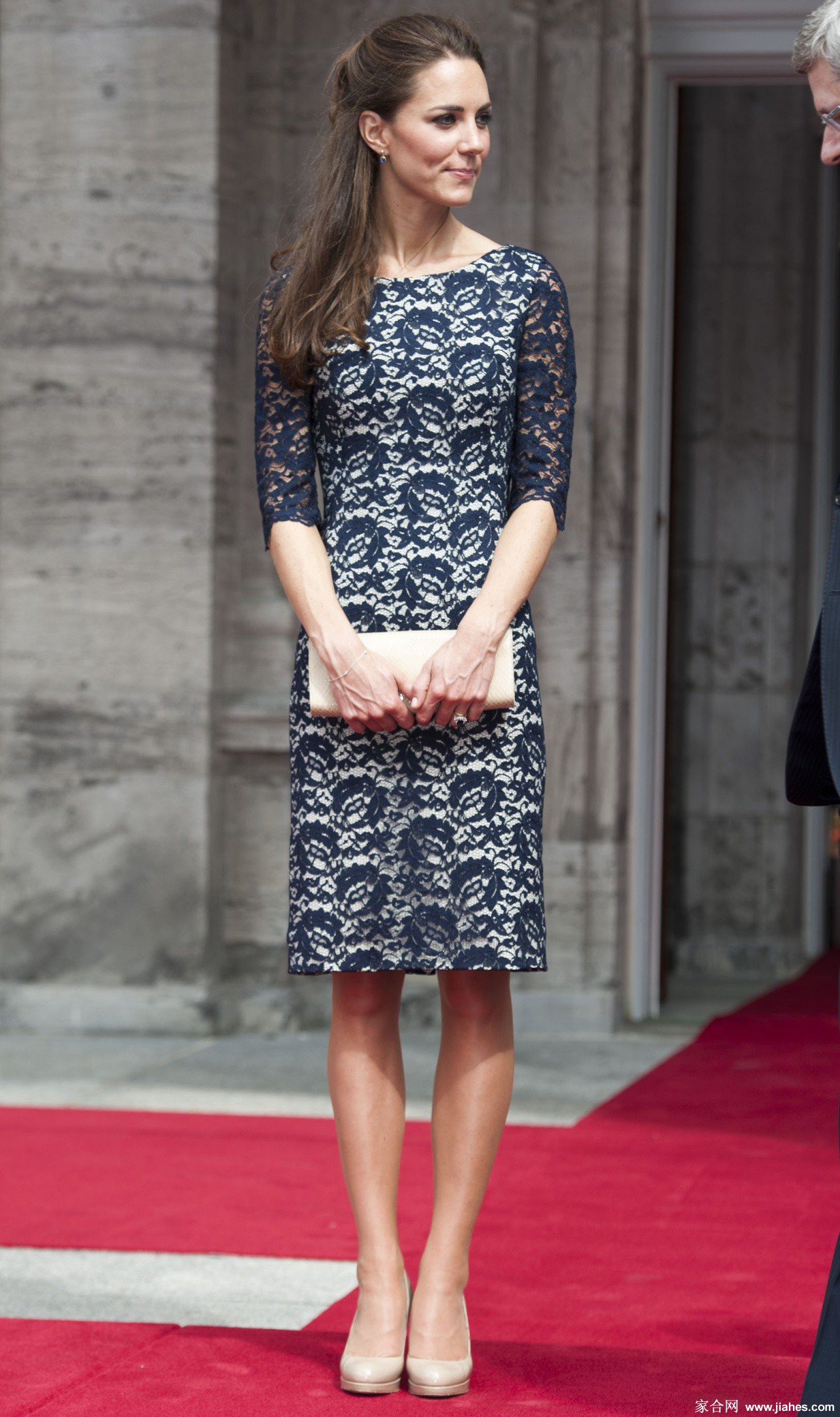 [CELEBRITY NYLON]Kate Middleton in nylon stockings,pantyhose,tights 9[5]