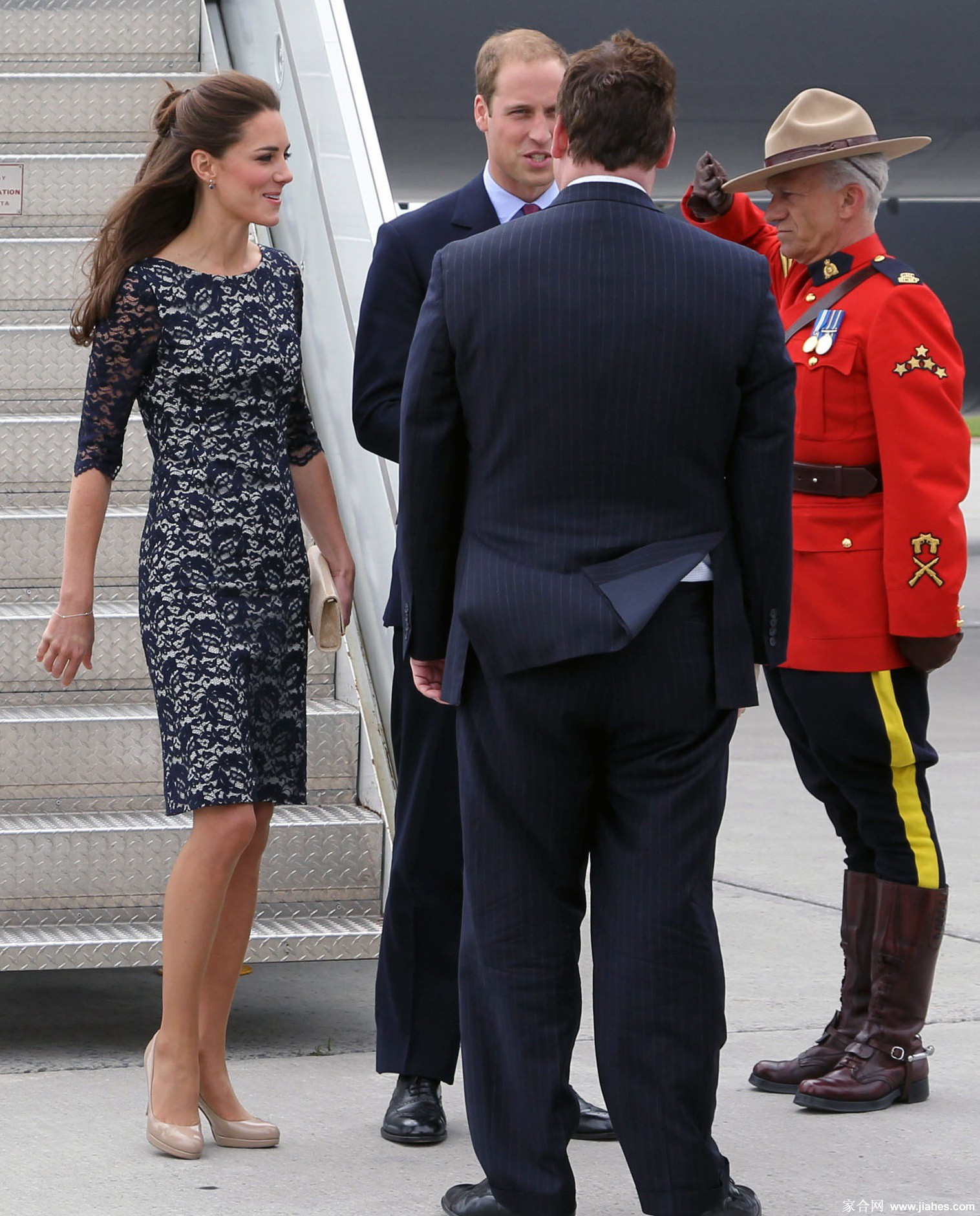 [CELEBRITY PANTYHOSE]Kate Middleton in nylon stockings,pantyhose,tights 17[10]