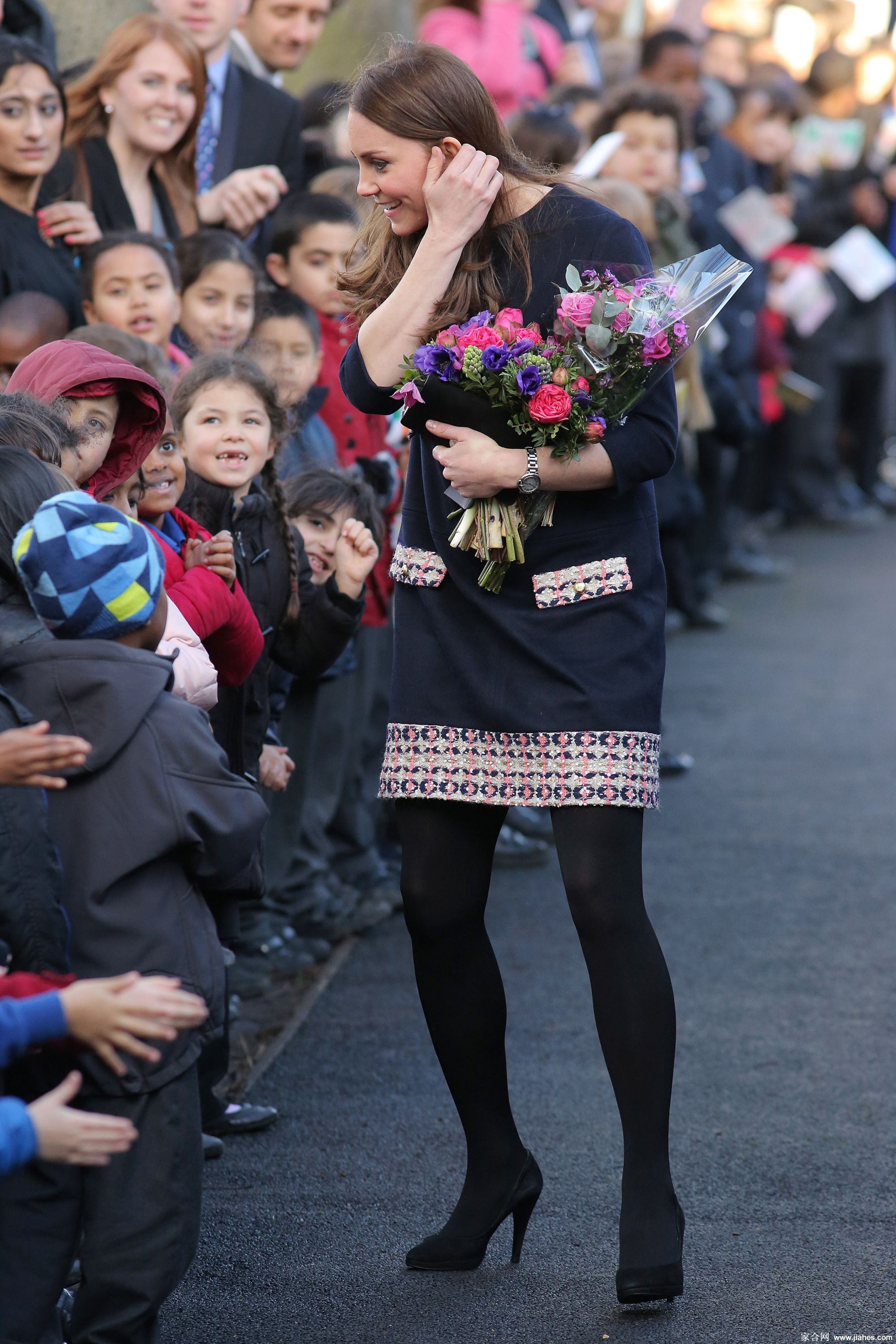 [CELEBRITY PANTYHOSE]Kate Middleton in nylon stockings,pantyhose,tights 19[2]