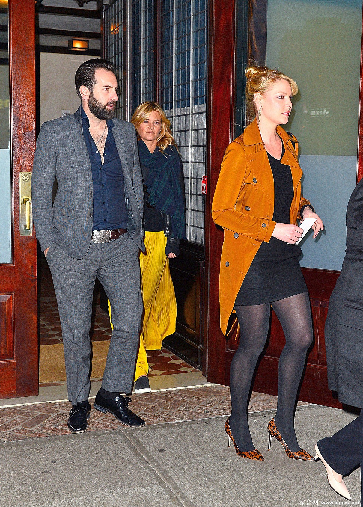 [CELEBRITY PANTYHOSE]Katherine Heigl in nylon stockings,pantyhose,tights 2[3]