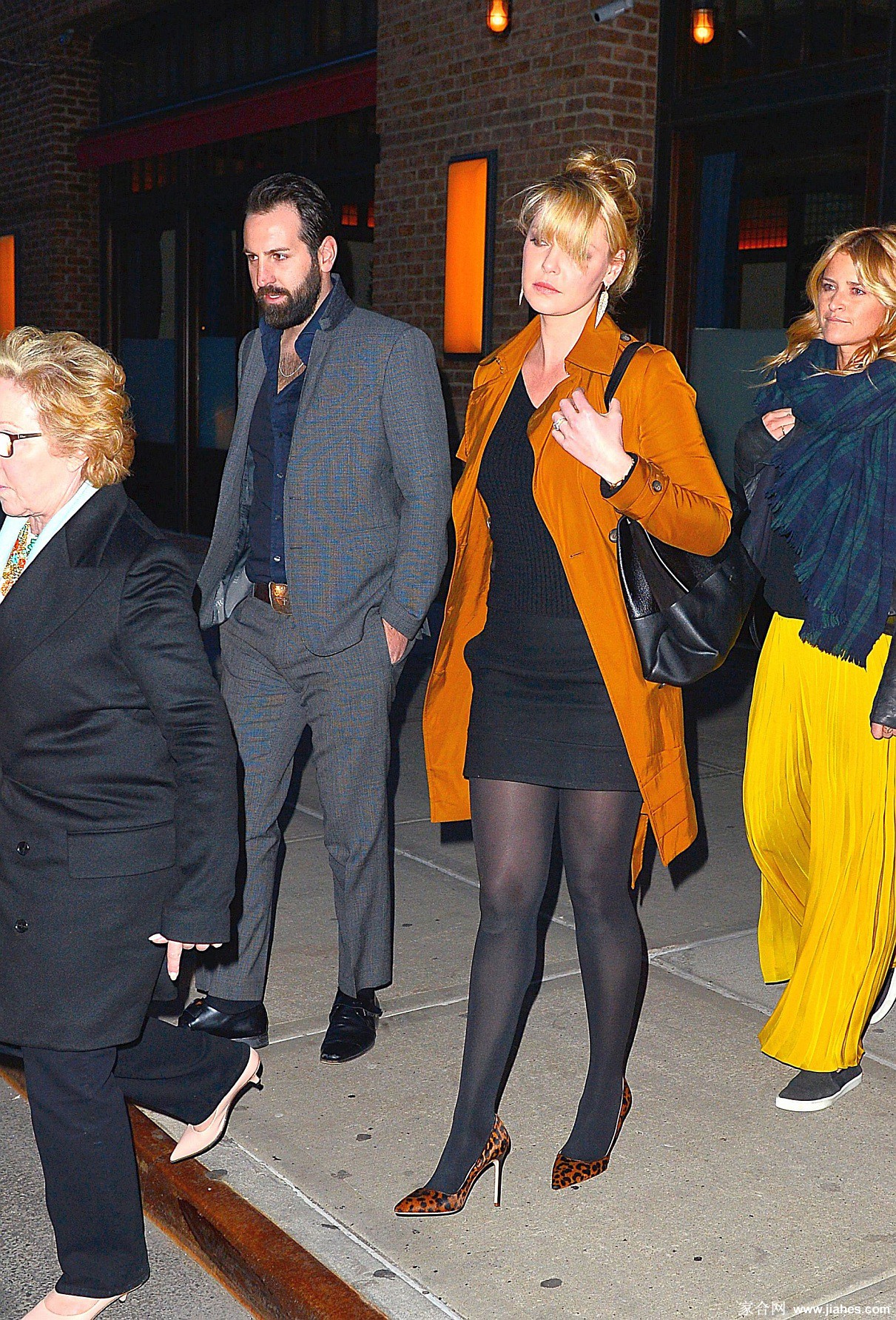 [CELEBRITY PANTYHOSE]Katherine Heigl in nylon stockings,pantyhose,tights 2[7]