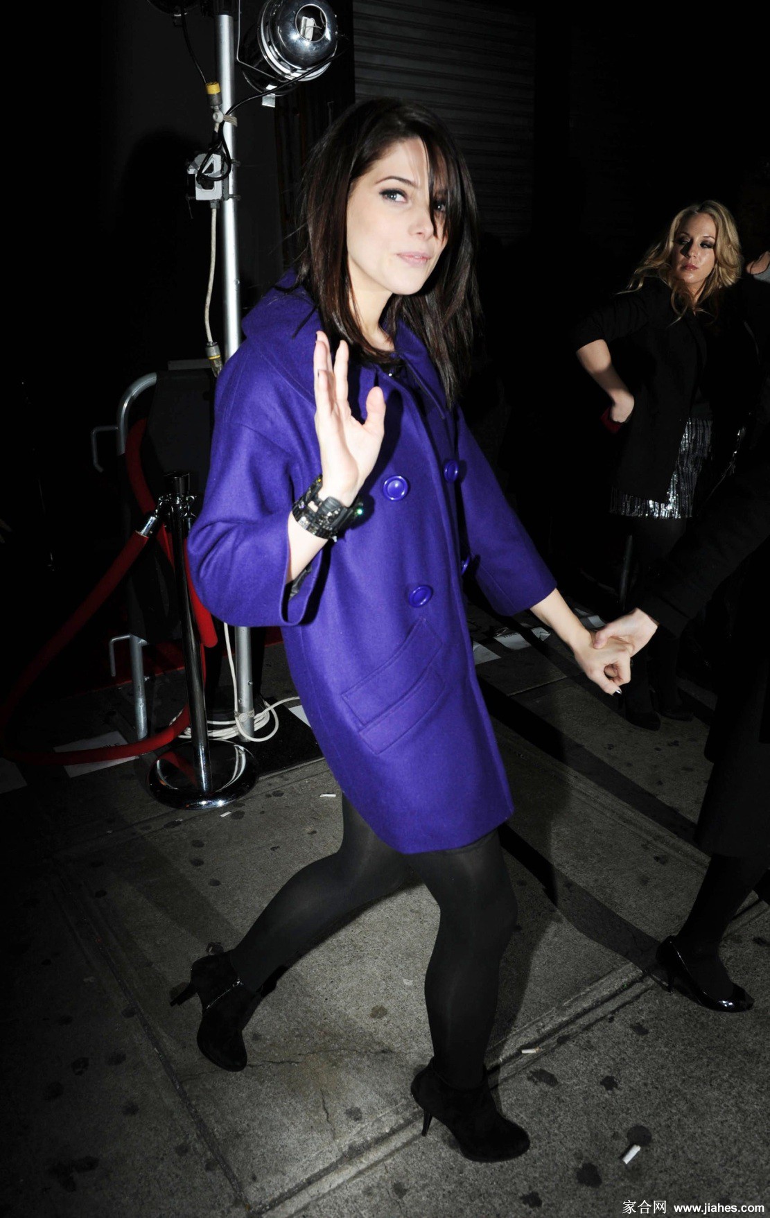 [CELEBRITY NYLON]Ashley Greene in nylon stockings,pantyhose,tights 2[8]