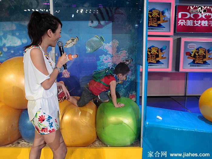 杨乐乐美腿,杨乐乐肉丝,杨乐乐大长腿,杨乐乐现场照,杨乐乐白丝袜,杨乐乐牛仔裤,杨乐乐性感照[4]